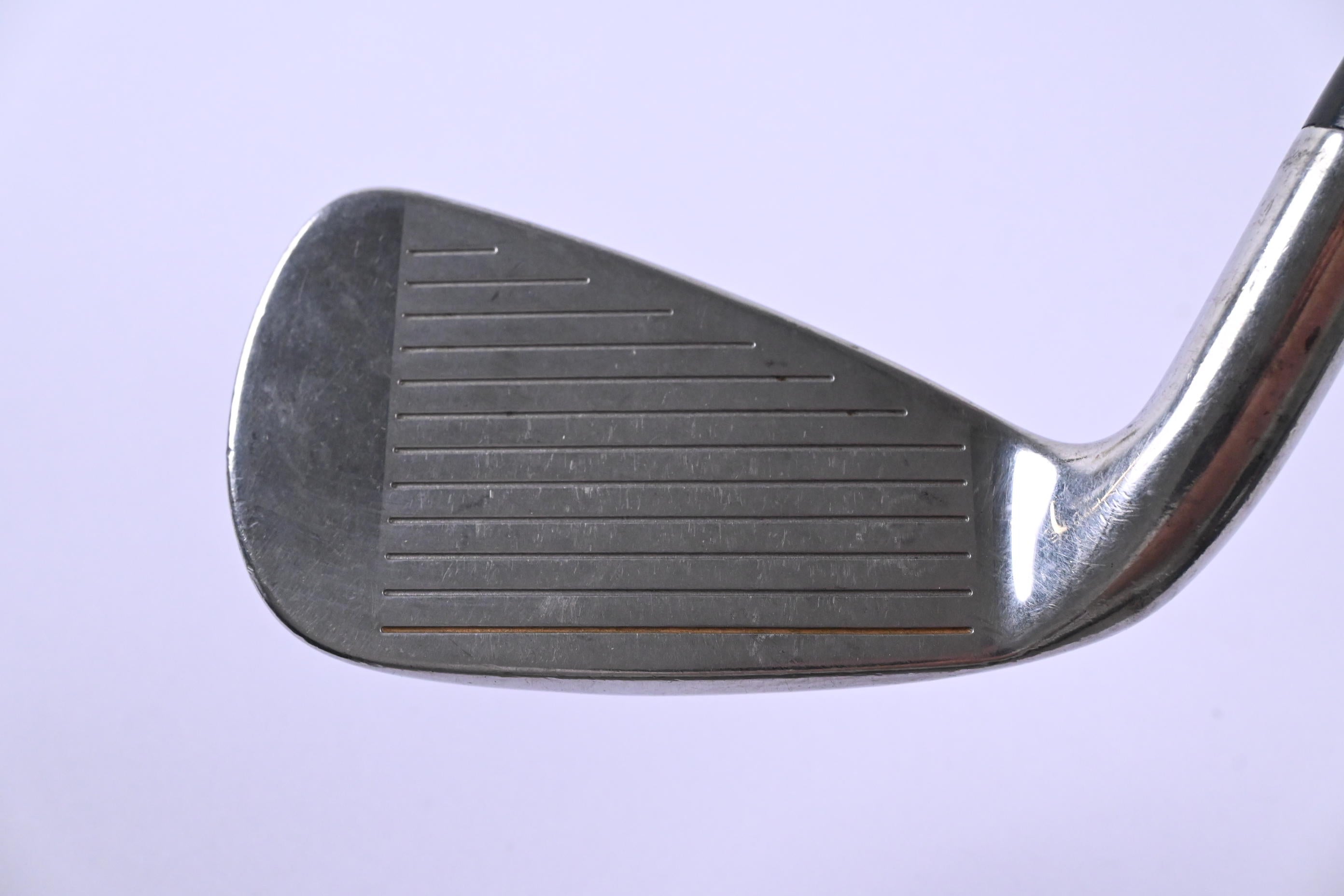 Wilson Di7 #4 Iron / 23 Degree / Regular Flex UST ProForce V2 74 Shaft