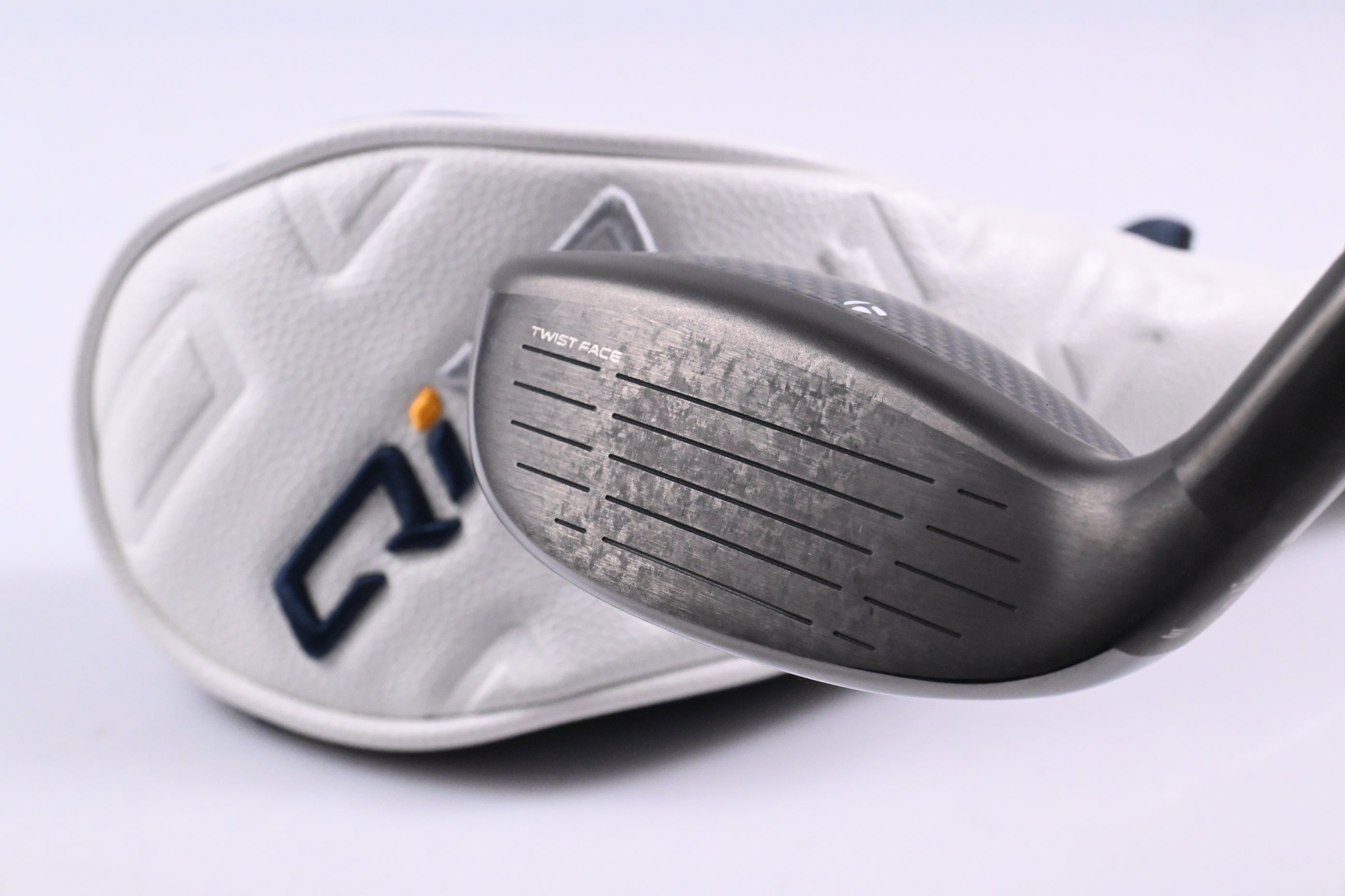 Ladies Taylormade Qi35 Max Lite #5 Hybrid / 27 Degree / Ladies Flex Air Speeder