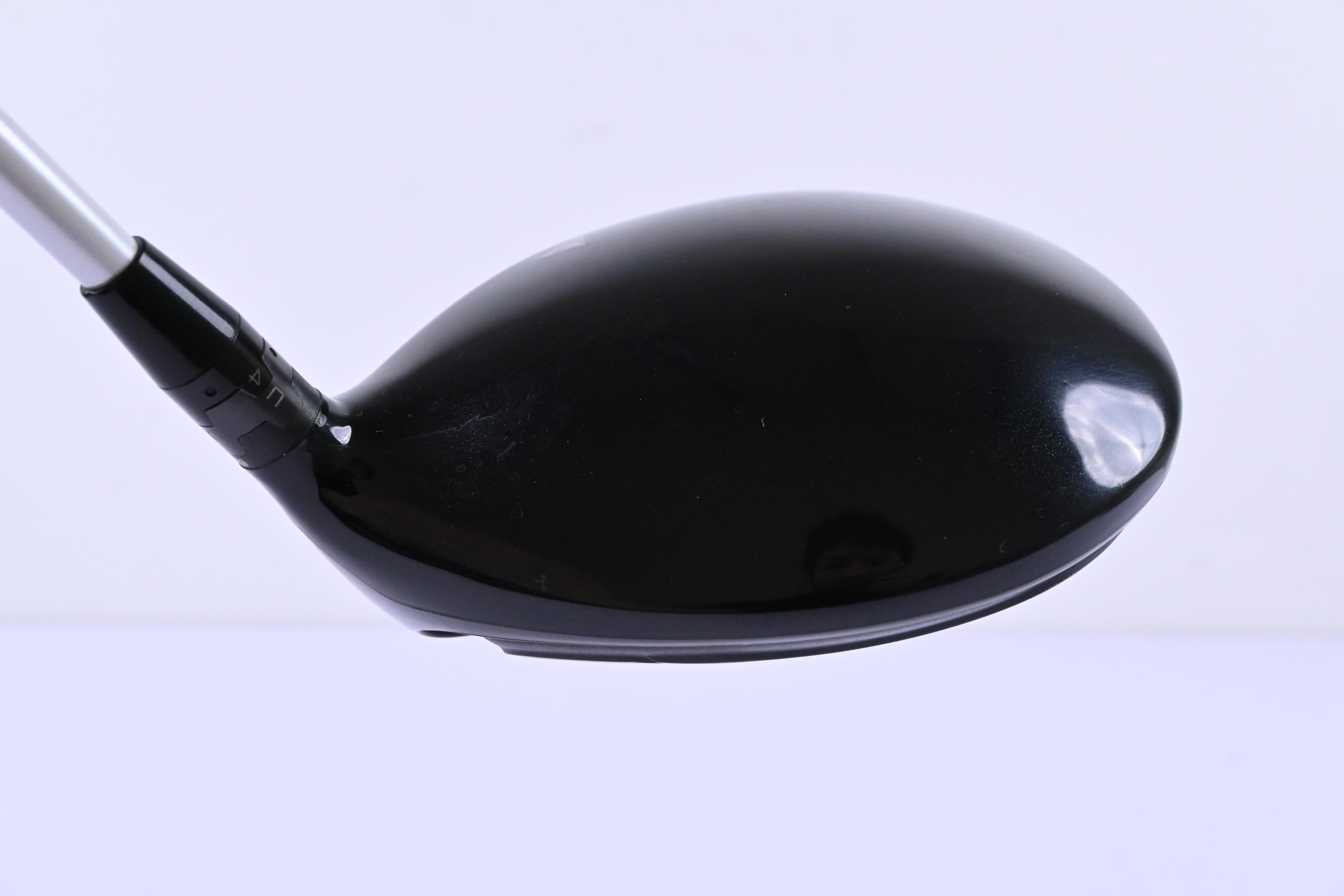Titleist 915 D3 Driver / 9.5 Degree / Stiff Flex Aldila Rogue 70 Shaft