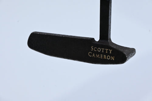 Scotty Cameron Oil Can Classics Newport 2 Putter / 35 Inch