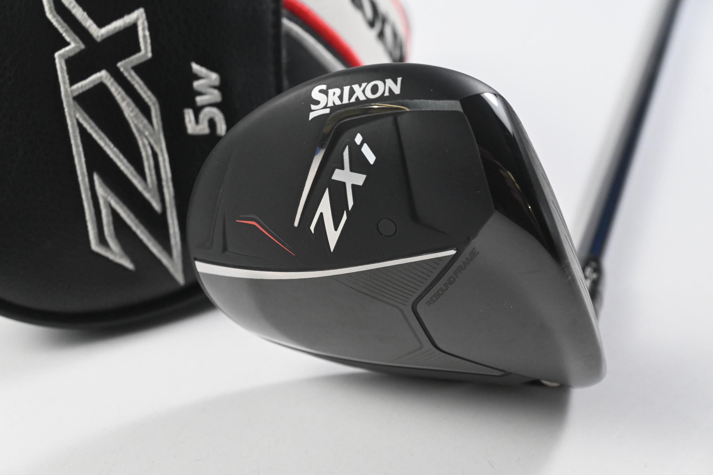 Srixon ZXi #5 Wood / 18 Degree / Regular Flex Fujikura Ventus TR Blue 6 Shaft