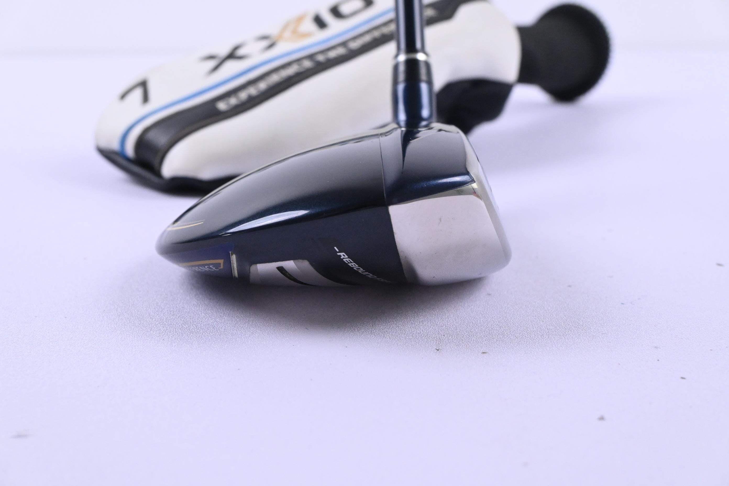 Ladies XXIO 12 #7 Wood / 20 Degree / Regular Flex XXIO MP 1200 37 Shaft