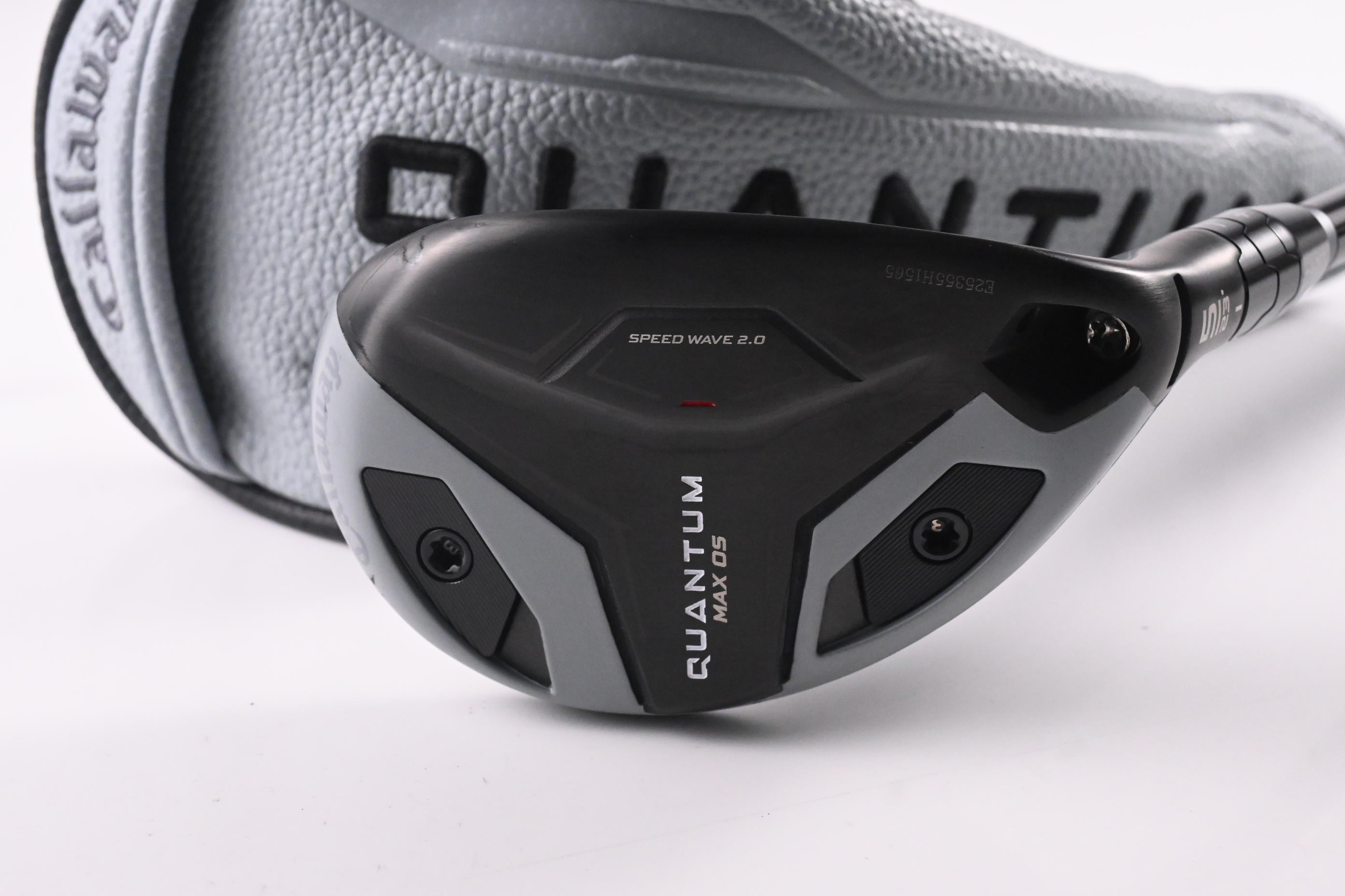 Callaway Quantum Max OS #5 Hybrid / 23 Degree / Regular Flex Denali Silver 60
