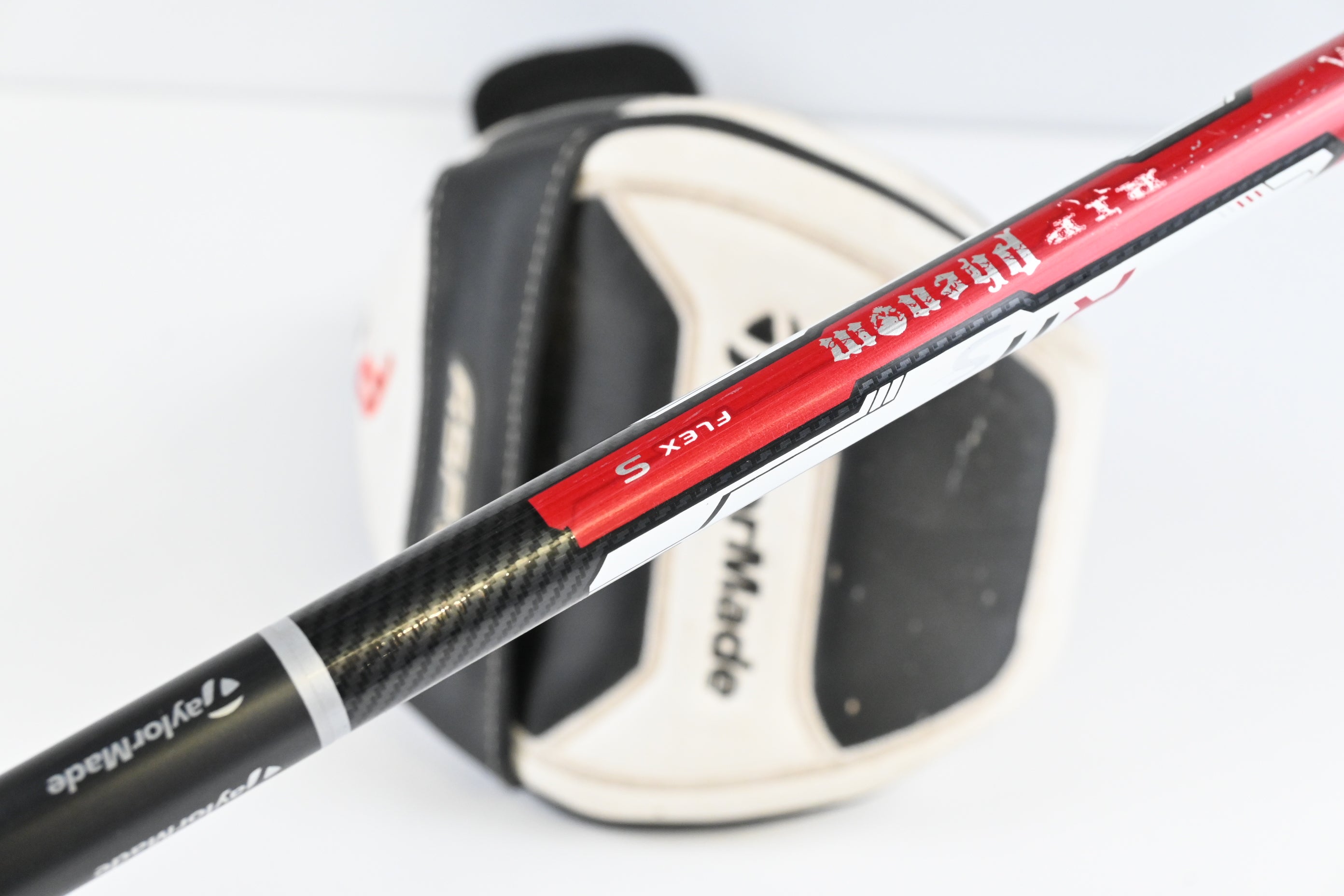 Left Hand Taylormade R11S Driver / 9 Degree / Stiff Flex Aldila RIP Phenom 60