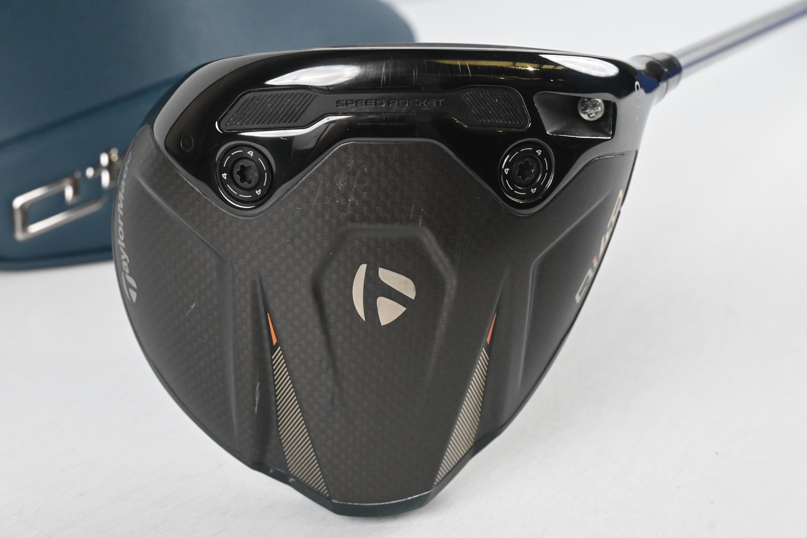 Taylormade Qi4D Driver / 9 Degree / Regular Flex Fujikura Pro 60 Shaft