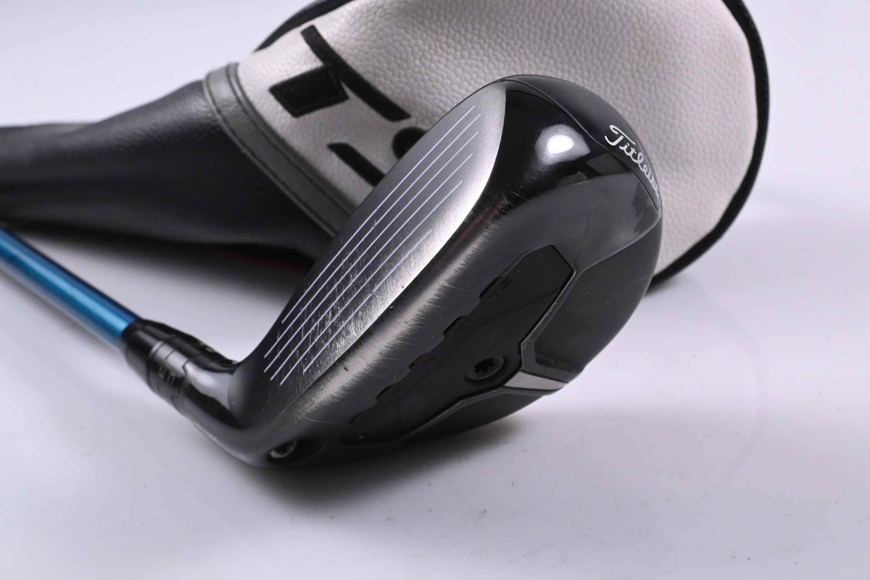Left Hand Titleist TSR3 #3 Hybrid / 19 Degree / X-Flex EvenFlow Blue 85 Shaft