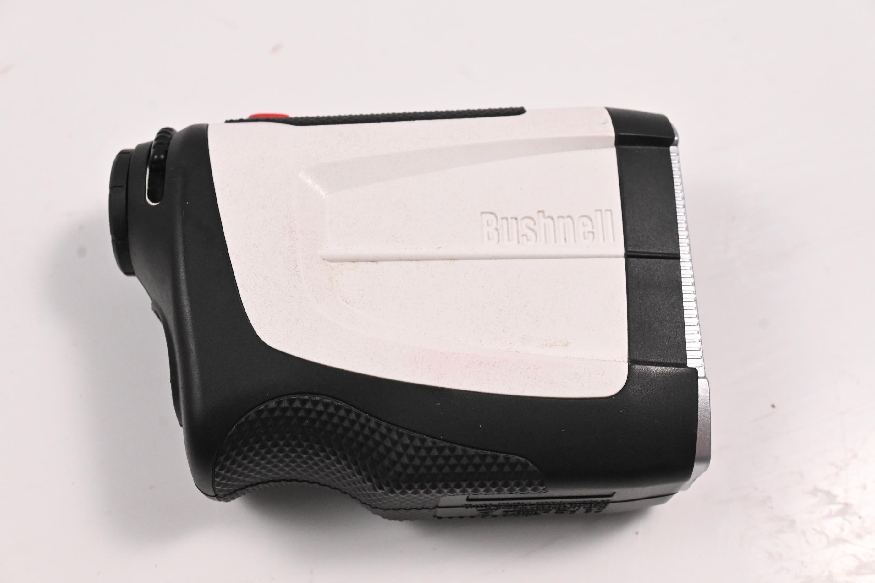 Bushnell Tour V4 / Rangefinder