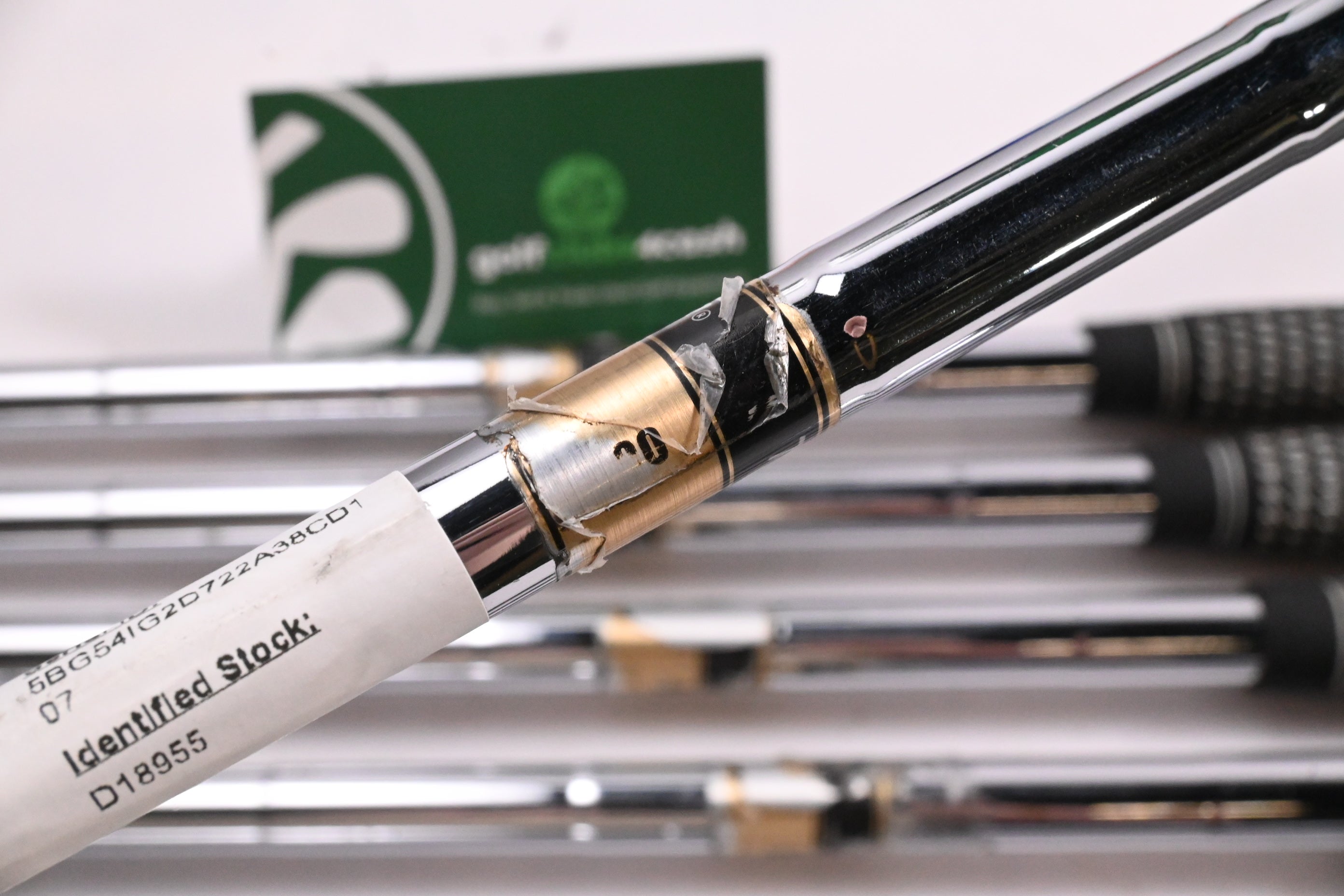 Titleist 690.CB Irons / 3-PW / Stiff Flex Dynamic Gold S300 Shafts