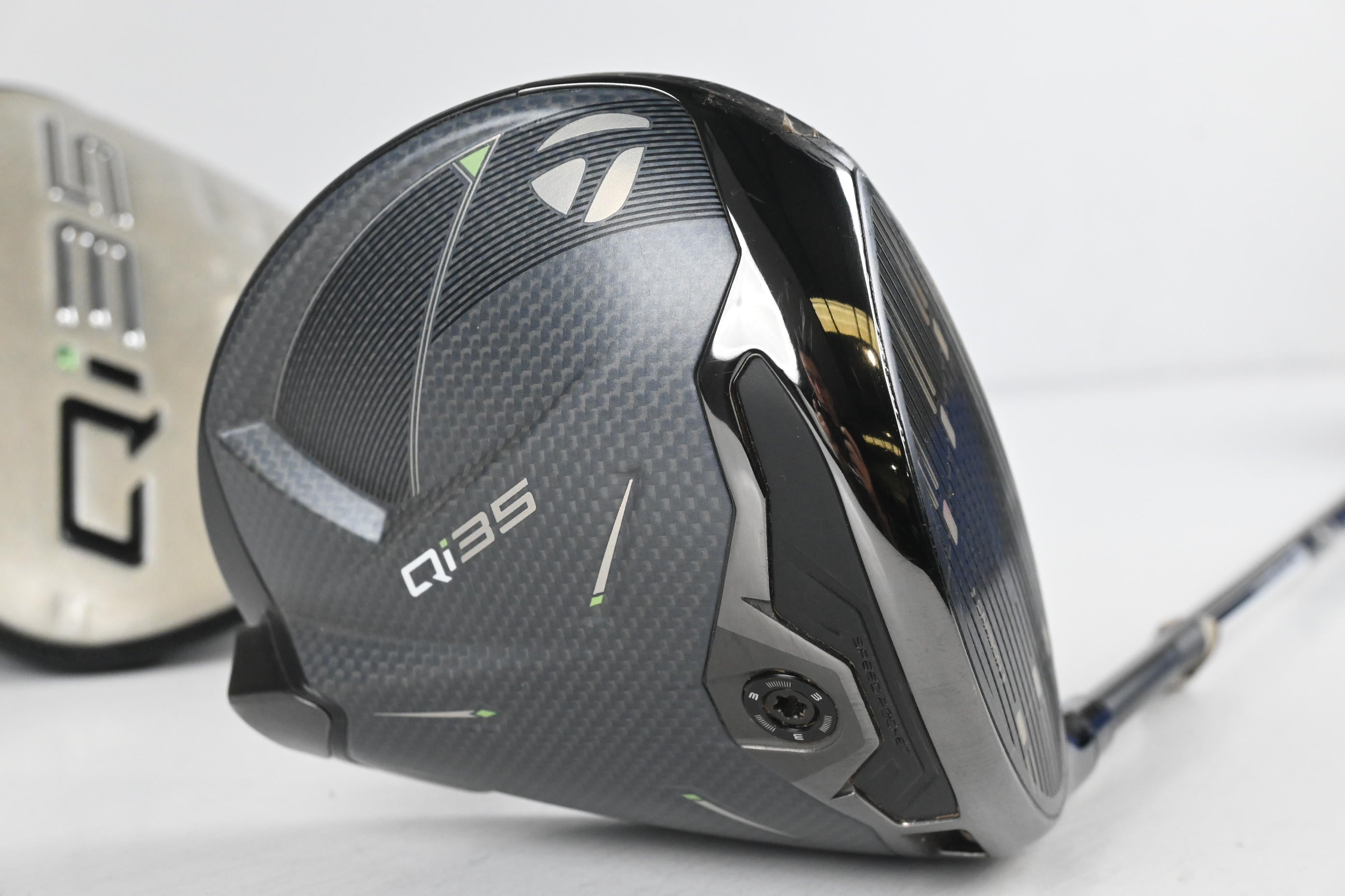 Taylormade Qi35 Driver / 9 Degree / Regular Flex Fujikura Ventus Blue 5 Shaft