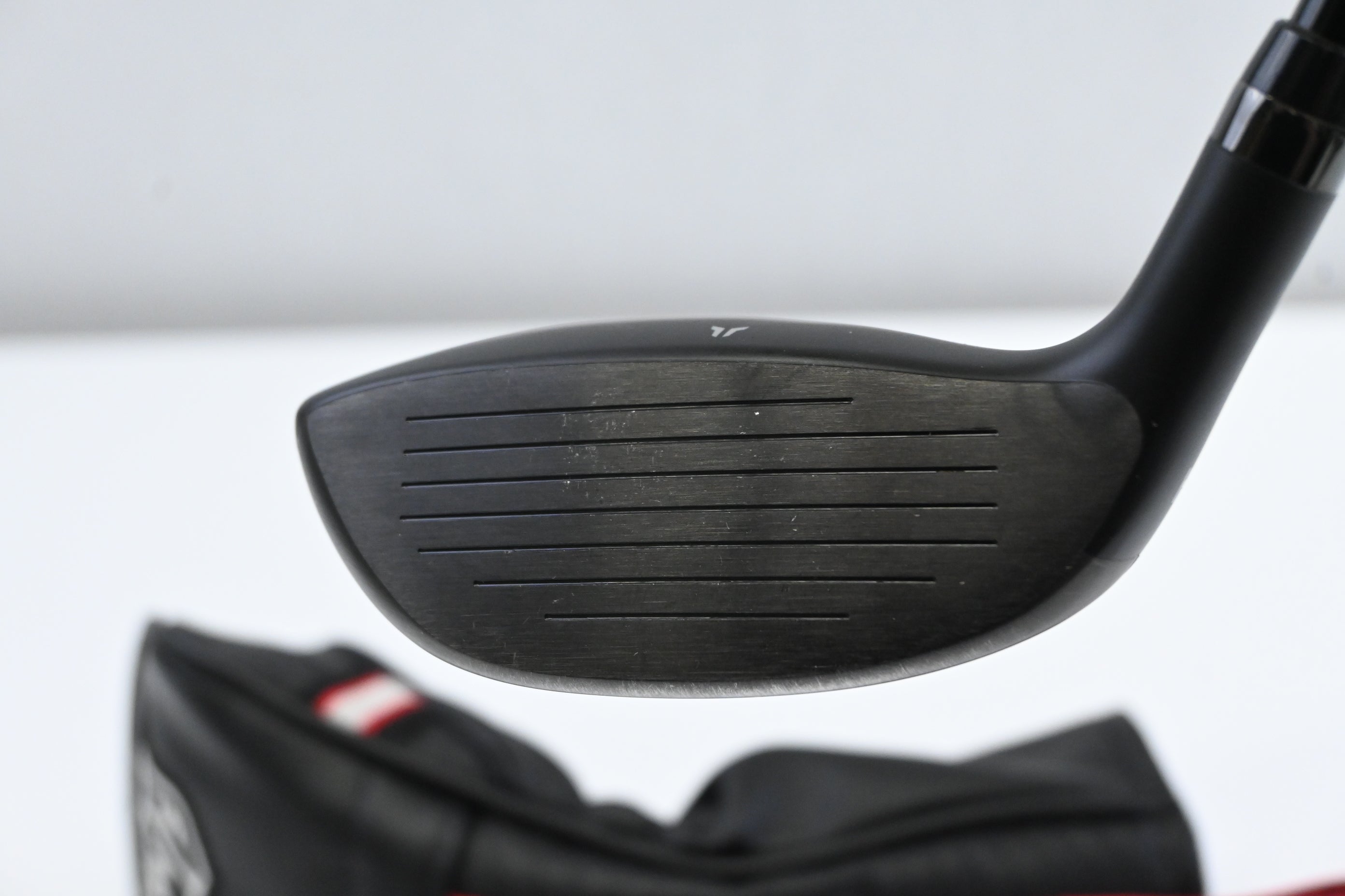 Wilson Dynapower 2023 #4 Hybrid / 22 Degree / Regular Flex HZRDUS Smoke Red RDX