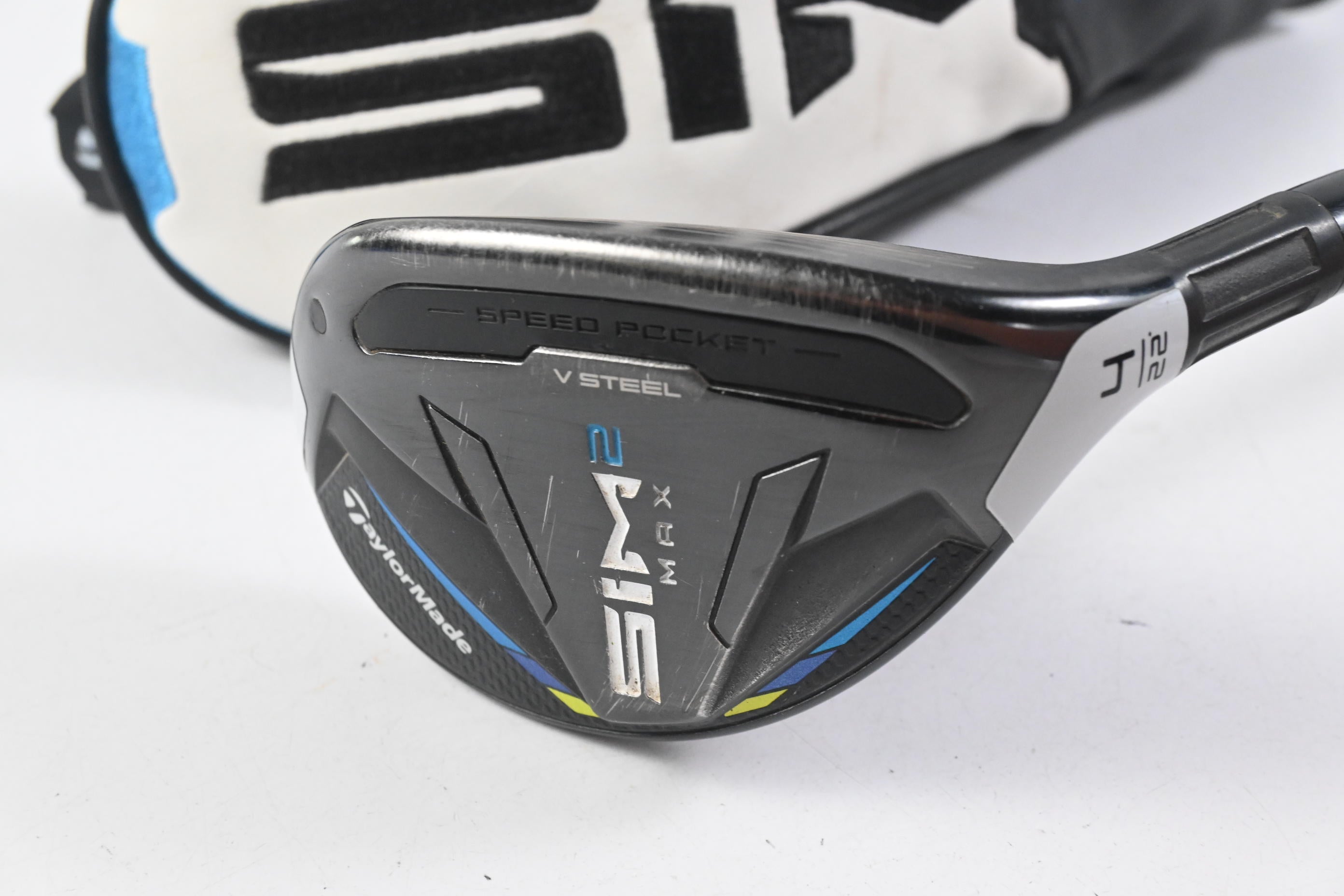 Taylormade SIM2 Max #4 Hybrid / 22 Degree / Regular Flex Fujikura Ventus Blue 6