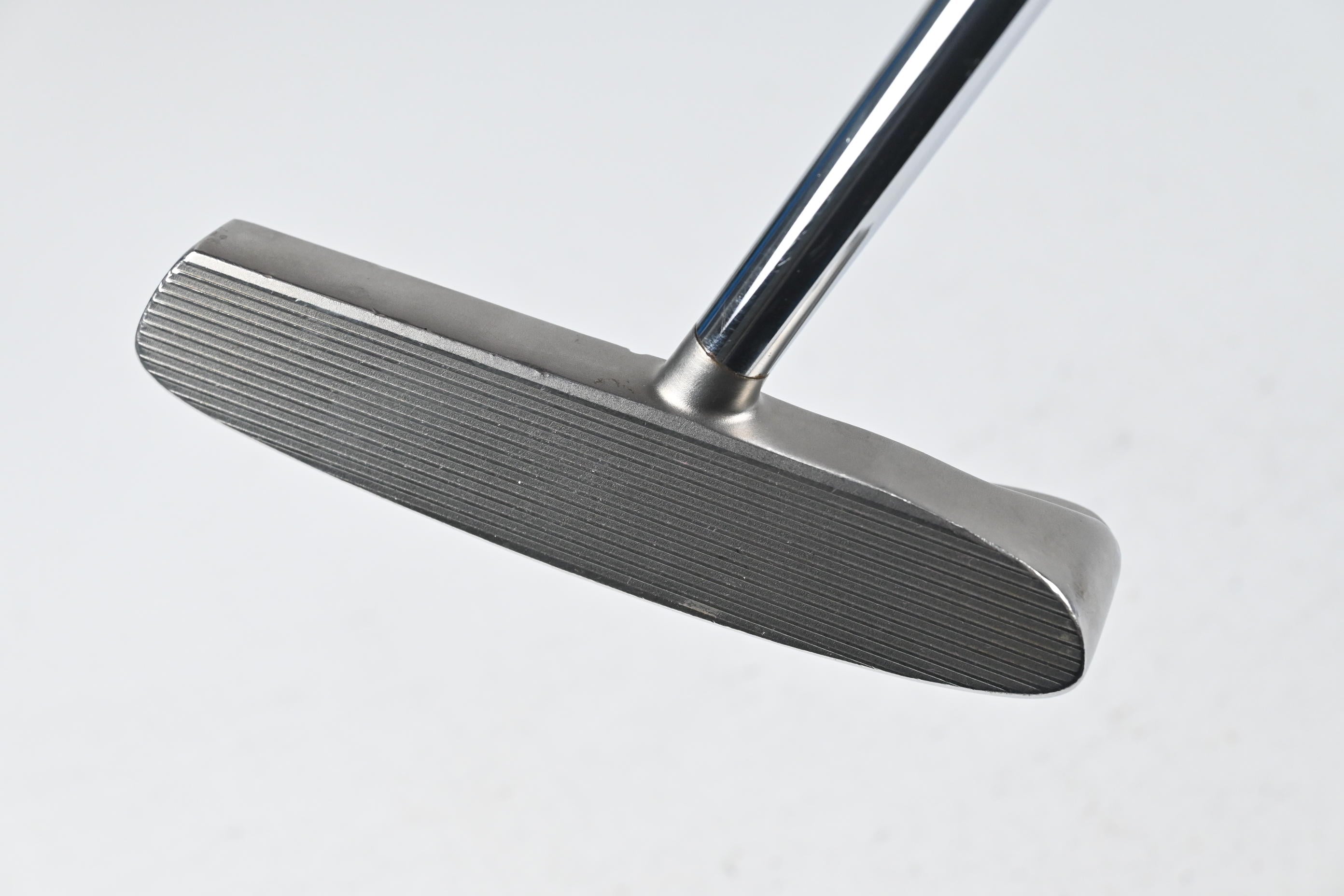Rife Island Series Trinidad Putter / 35 Inch