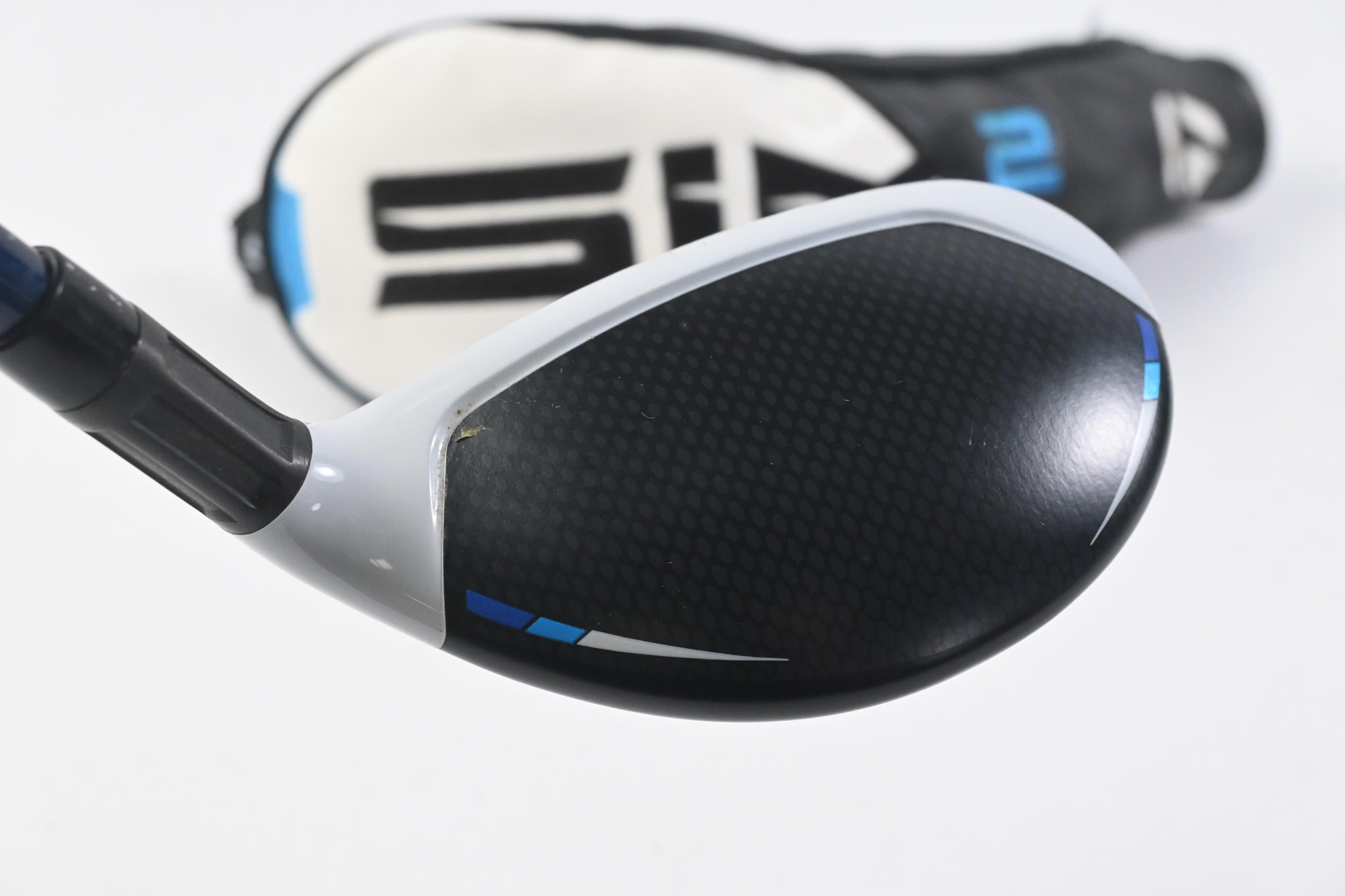 Taylormade SIM2 Max #4 Hybrid / 22 Degree / Regular Flex Fujikura Ventus Blue 6