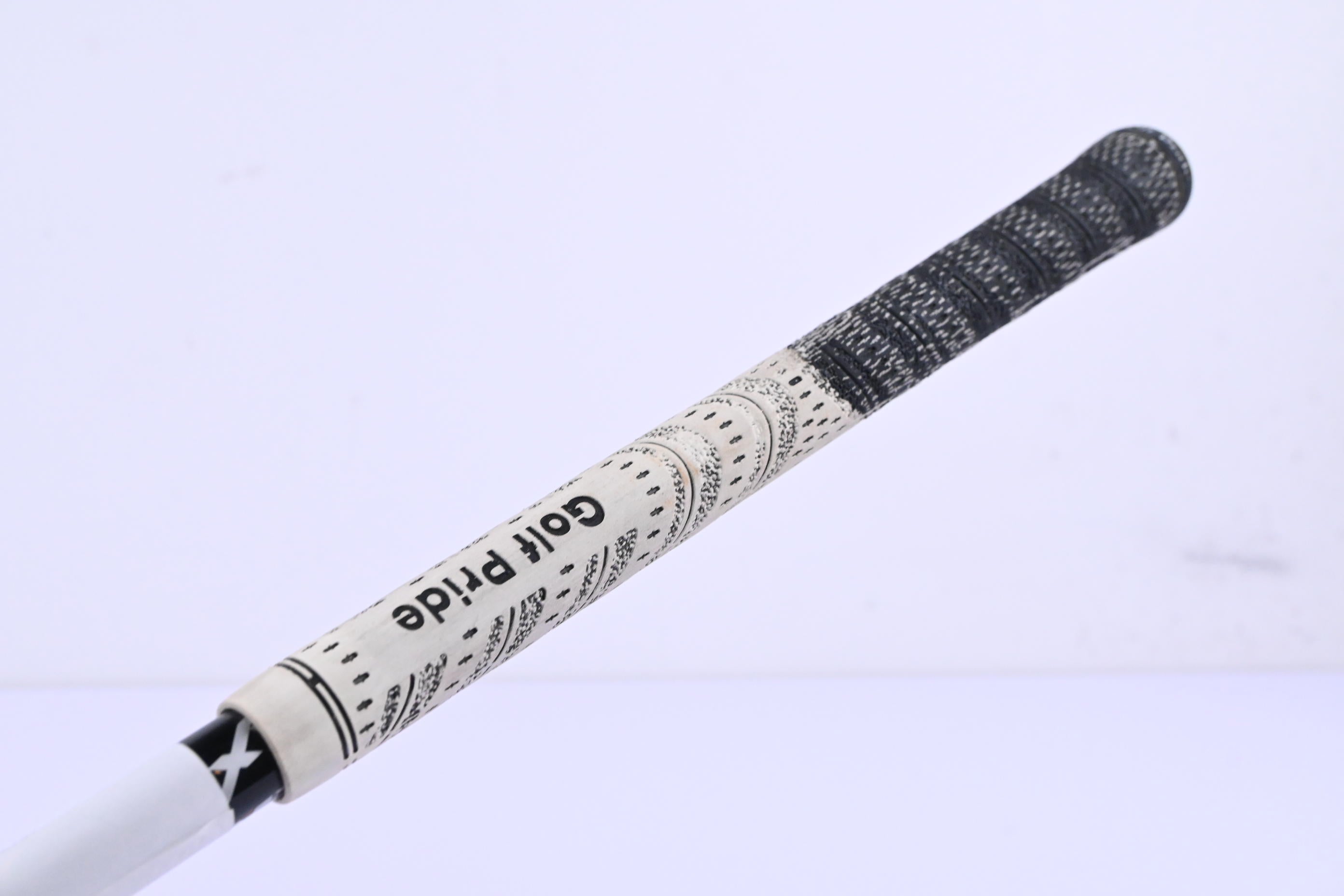Titleist GT3 Driver / 10 Degree / X-Flex UST Proforce AXIVCore 79 Shaft