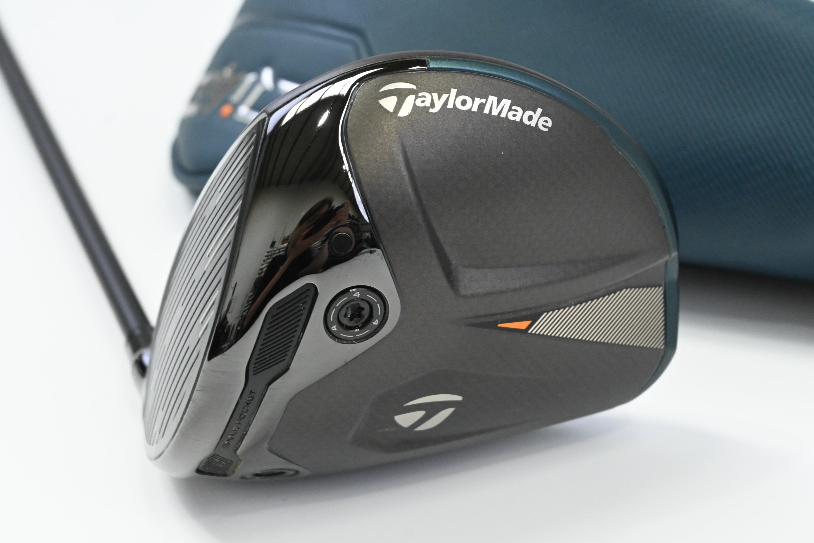 Left Hand Taylormade Qi4D Driver / 9 Degree / Stiff Flex Tensei 1K Black 65