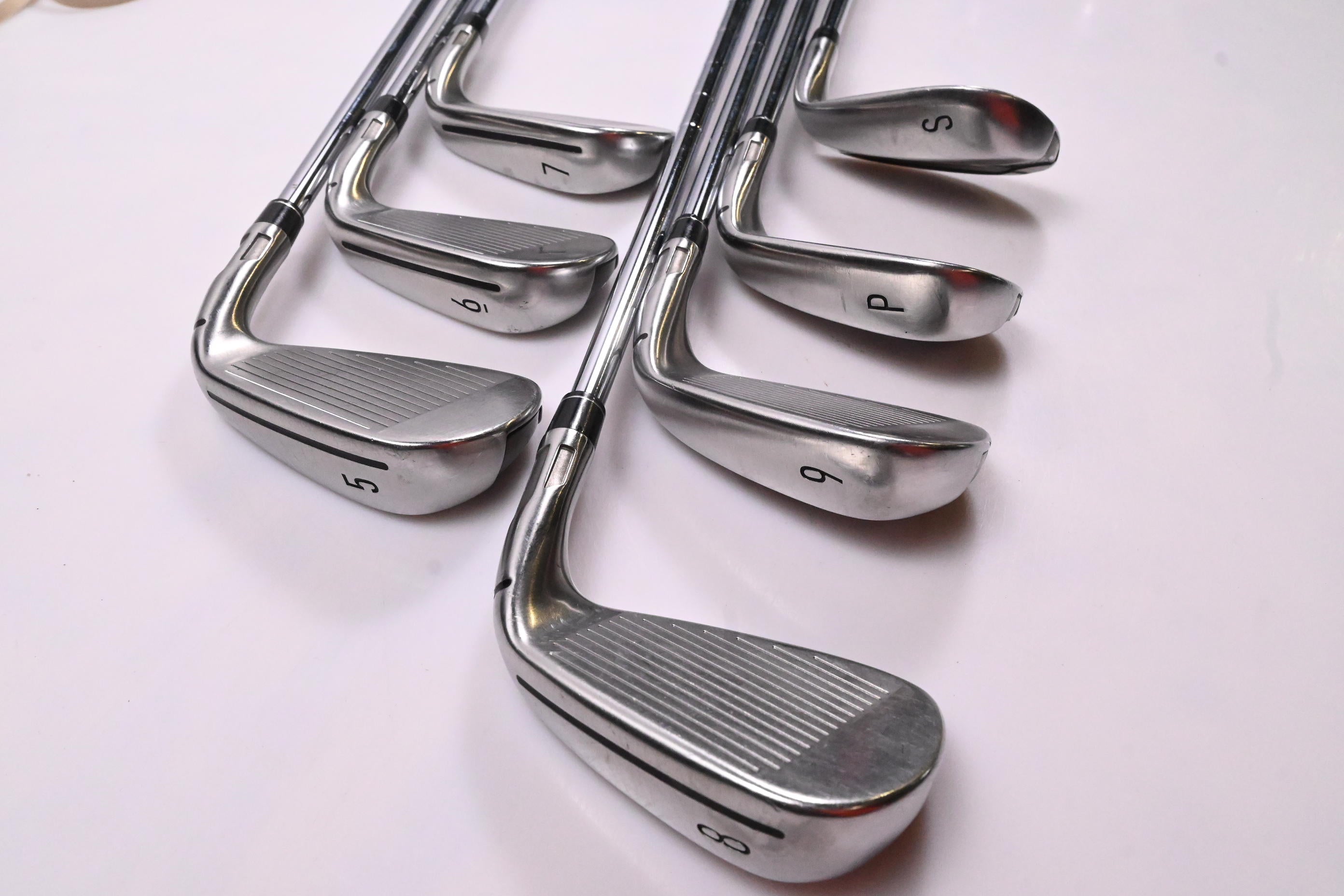 Taylormade Stealth Irons / 5-PW+SW / Regular Flex KBS Tour Lite Shafts