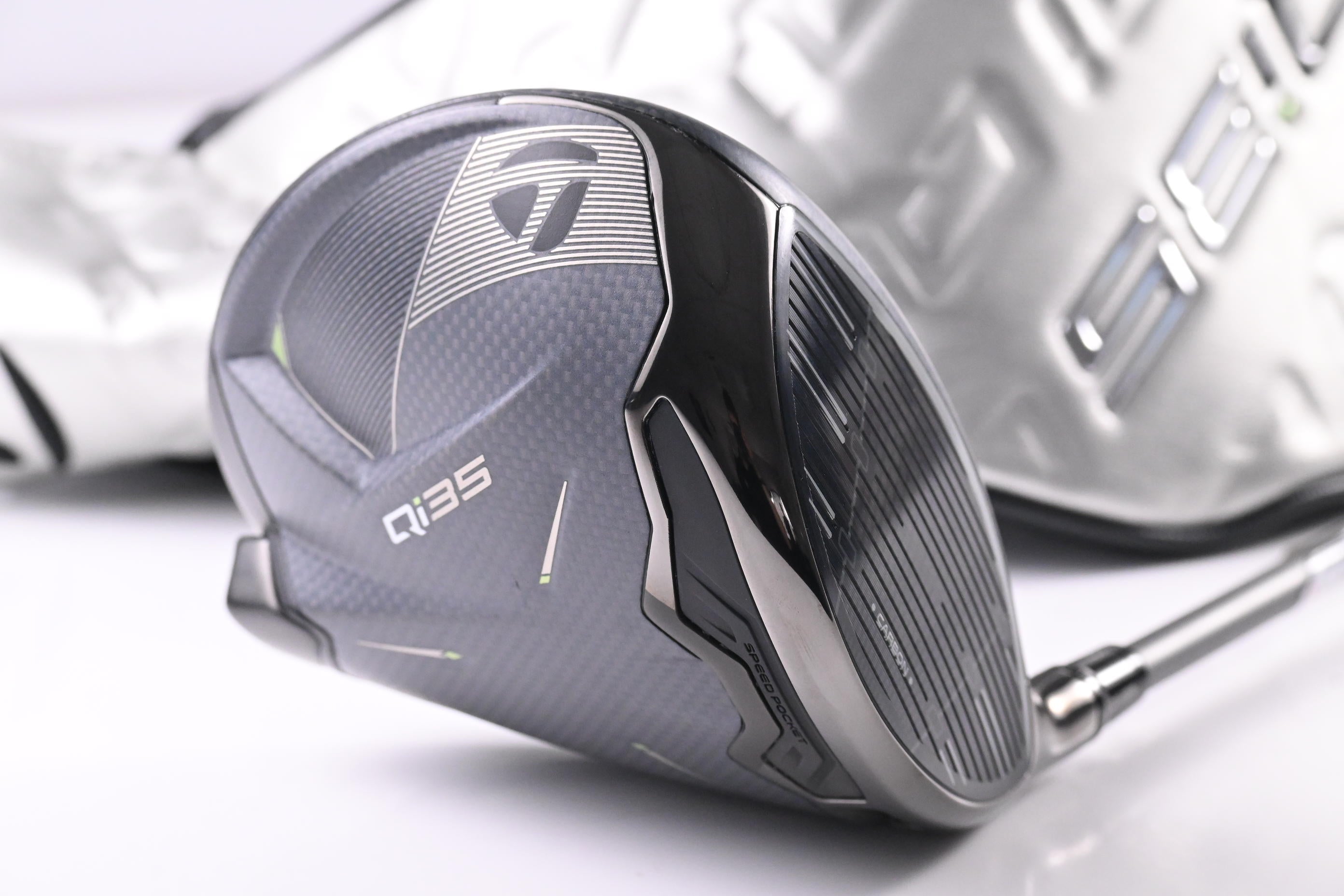 Taylormade Qi35 Max Driver / 12 Degree / Regular Flex Air Speeder 50 Shaft