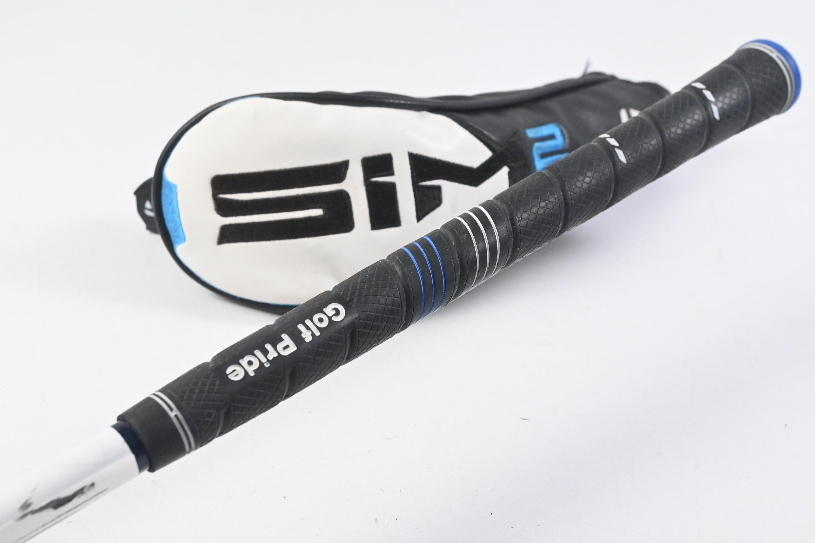 Taylormade SIM2 Max #4 Hybrid / 22 Degree / Regular Flex Fujikura Ventus Blue 6