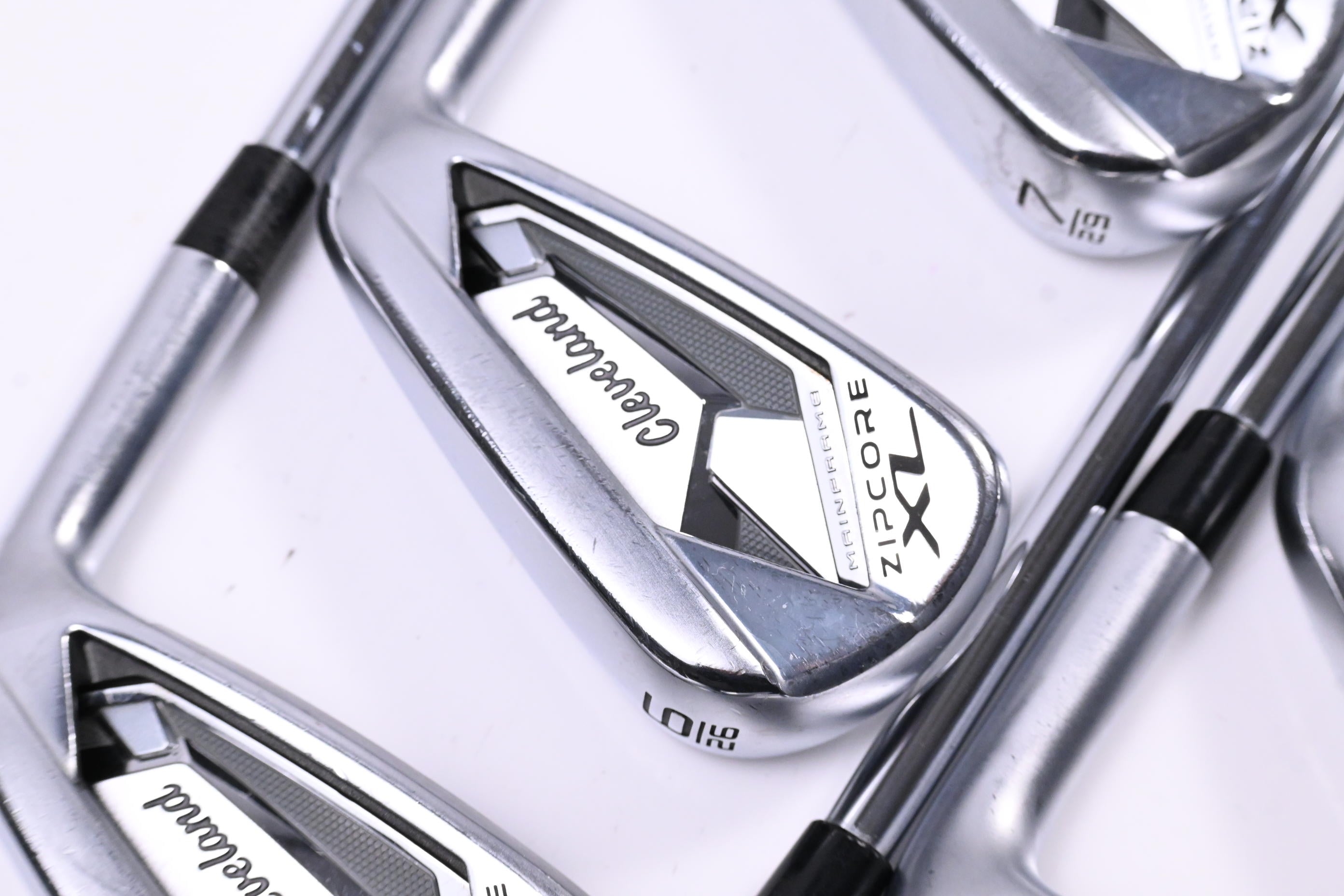 Cleveland Zipcore XL Irons / 5-PW+SW / Regular Flex KBS Tour Lite Shafts