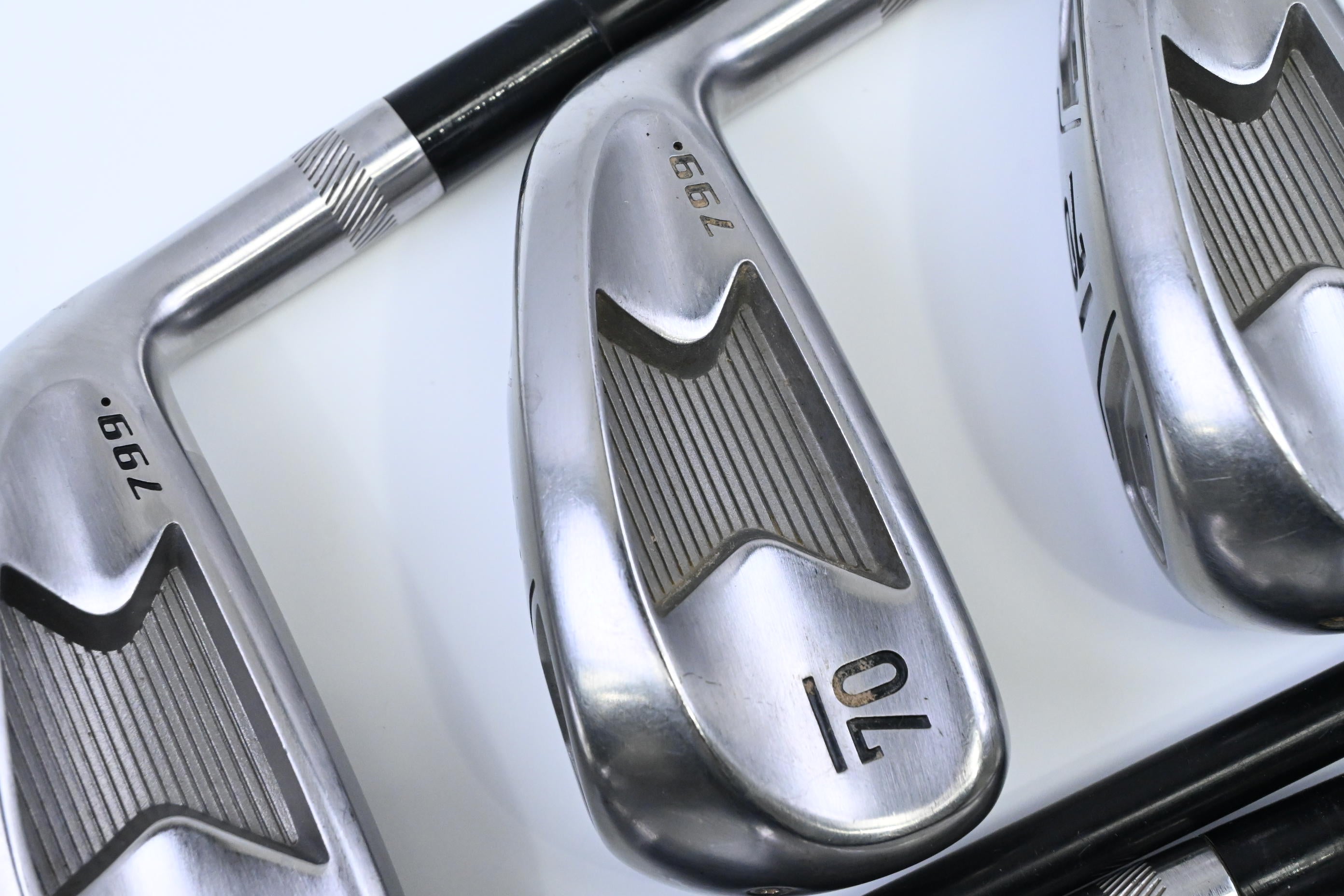 Ladies Sub 70 799 Irons / 5-PW / Ladies Flex Project X Black Shafts