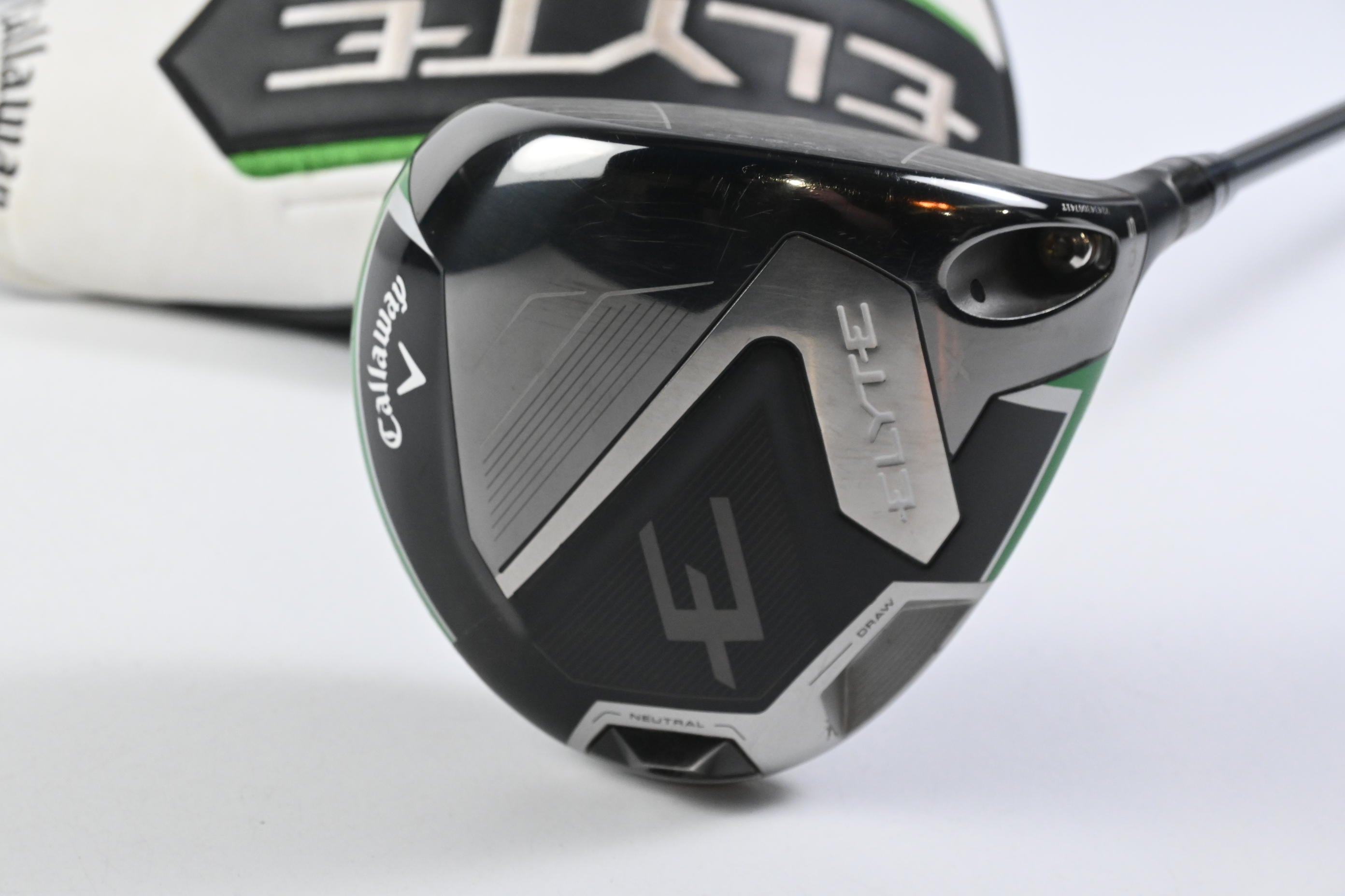 Callaway Elyte X Driver / 10.5 Degree / Regular Flex Denali Charcoal 50 Shaft