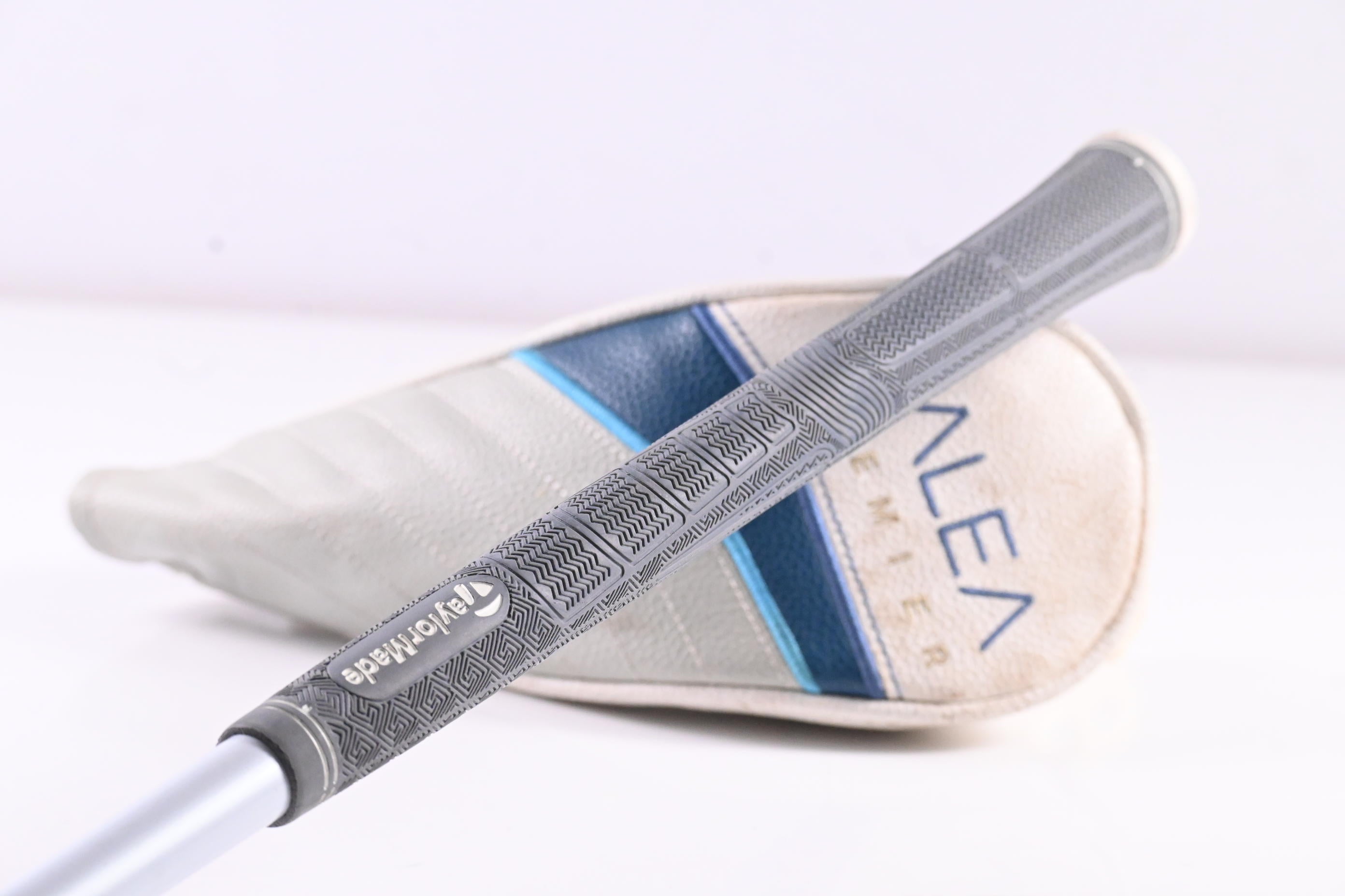 Ladies Taylormade Kalea Premier #6 Hybrid / 31 Degree / Ladies Flex Kalea
