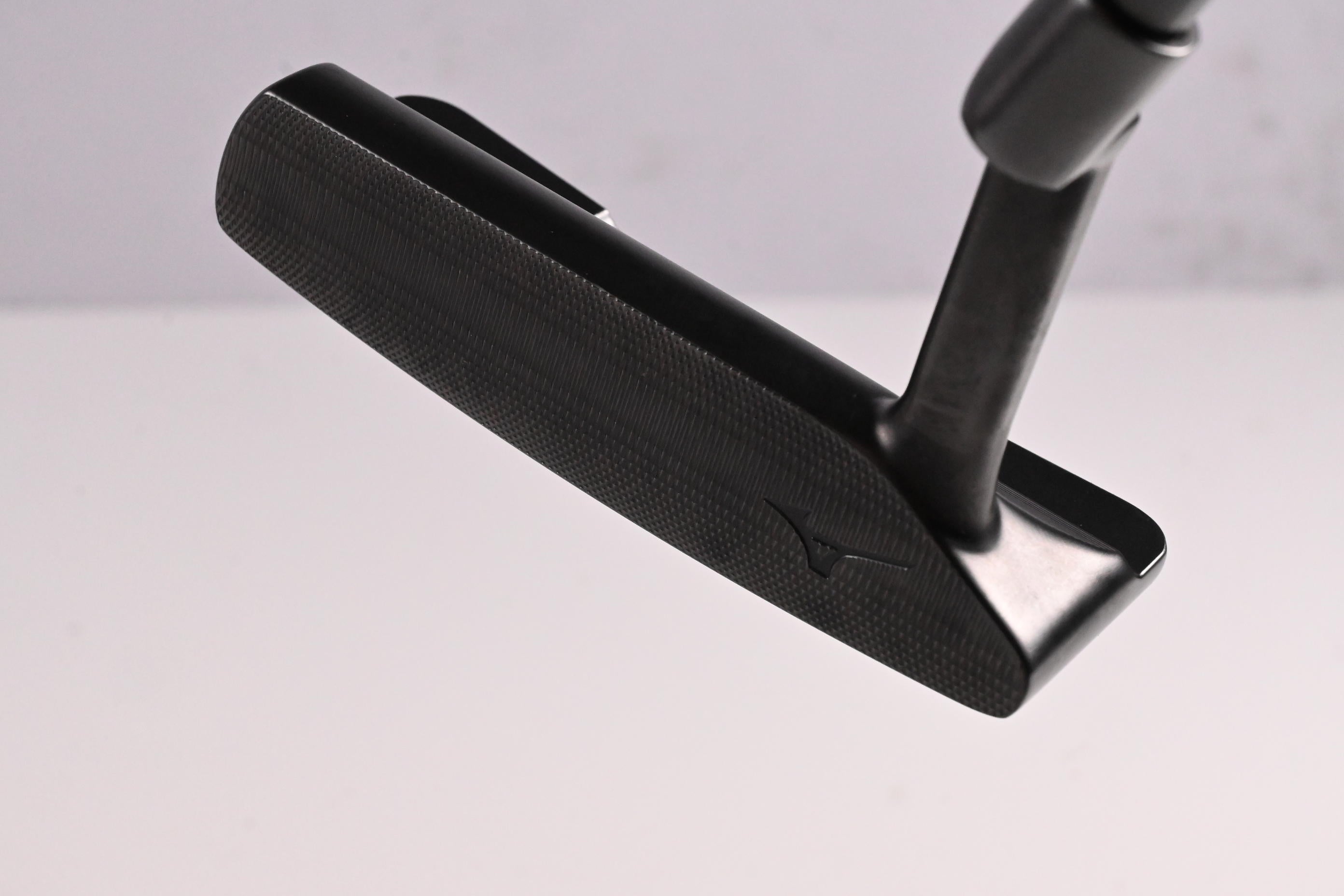 Mizuno M-Craft OMOI 04 Putter / 34 Inch