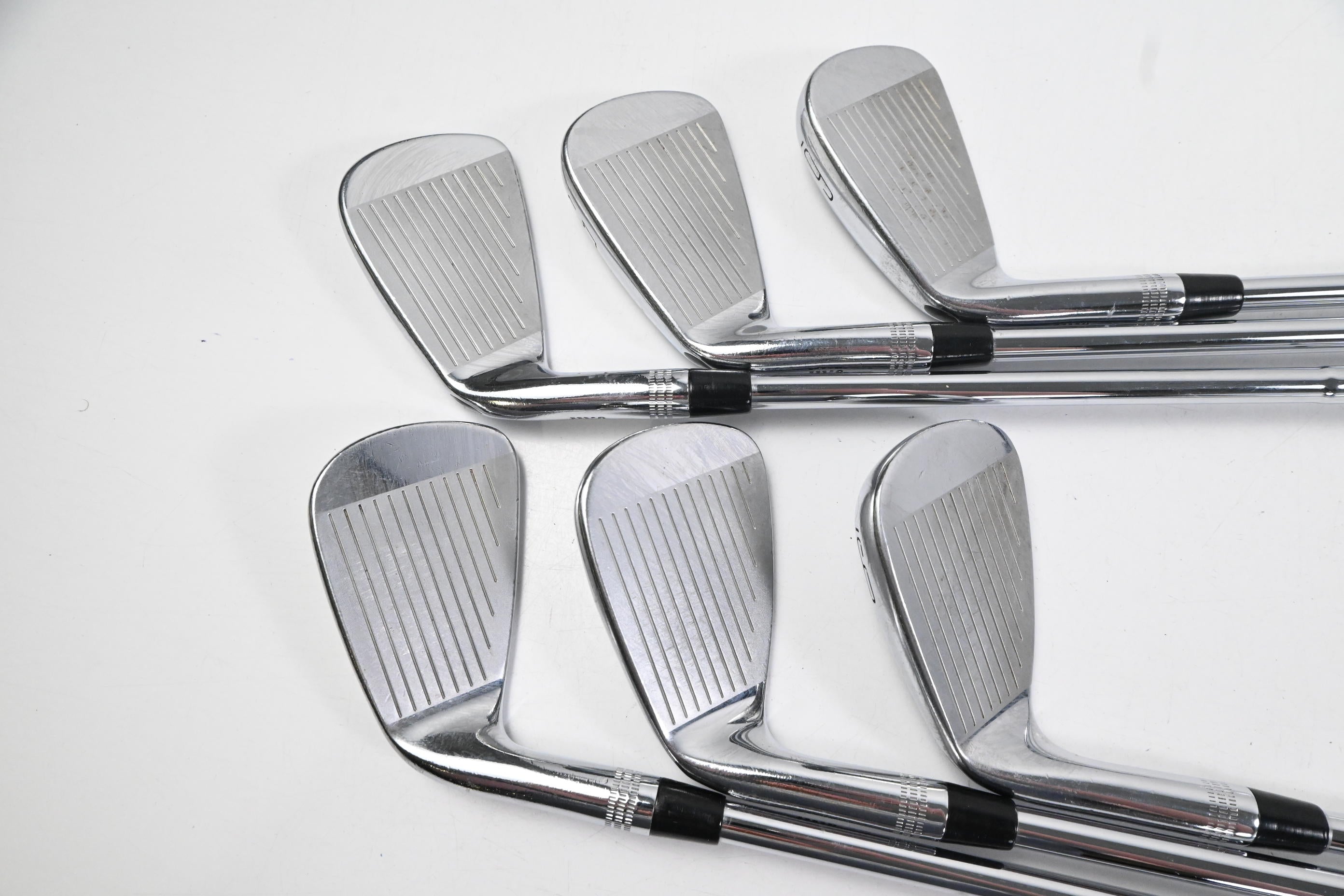 Wilson Staff Model 2024 CB Irons / 4-9i / X Flex Dynamic Gold Mid X100 115