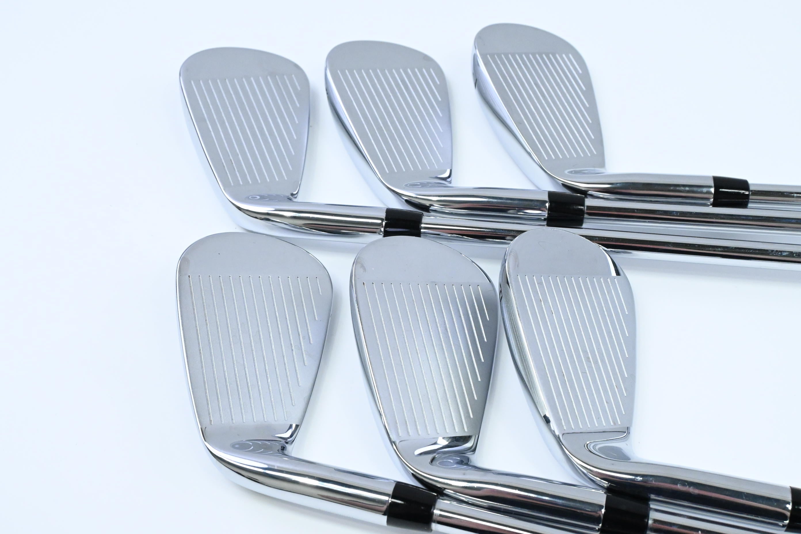 Callaway Elyte Irons / 5-PW / Regular Flex Vector 80 Shafts