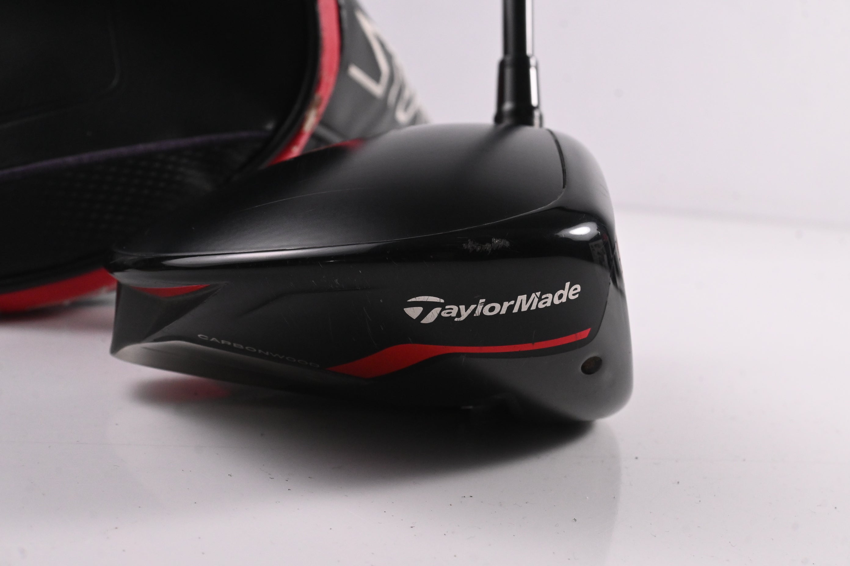Taylormade Stealth Plus Driver / 10.5 Degree / Regular Flex HZRDUS Smoke RDX Red