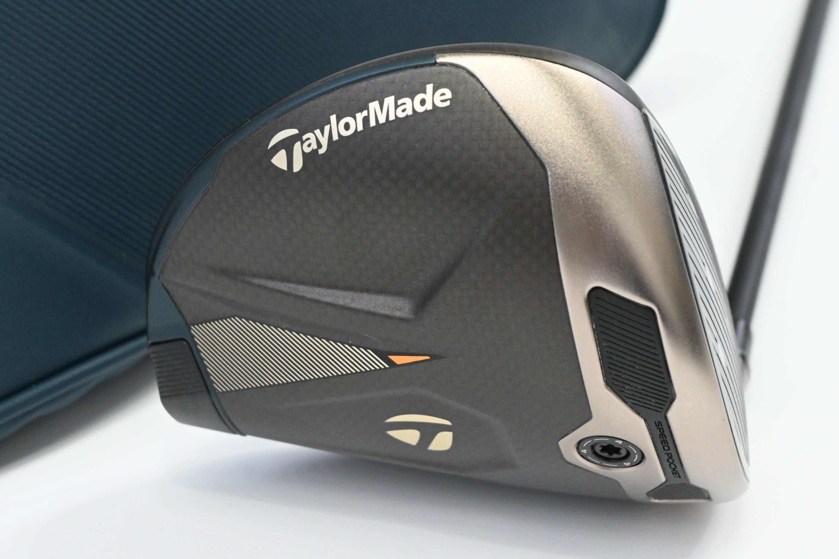 Taylormade Qi4D Max Lite Driver / 12 Degree / Senior Flex Taylormade Reax 50