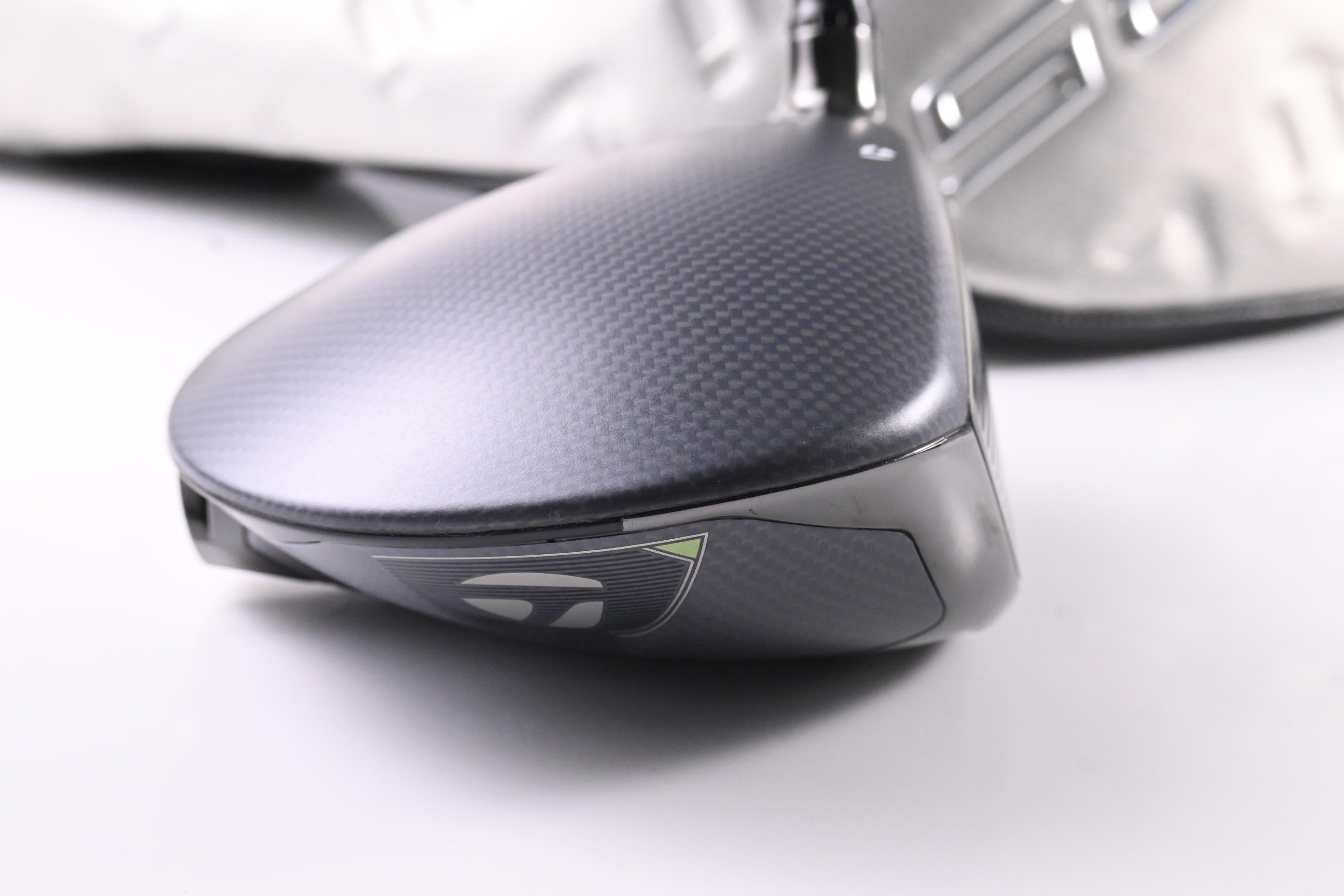 Taylormade Qi35 LS Driver / 10.5 Degree / X-Flex TPT Power Series 15 HI Shaft