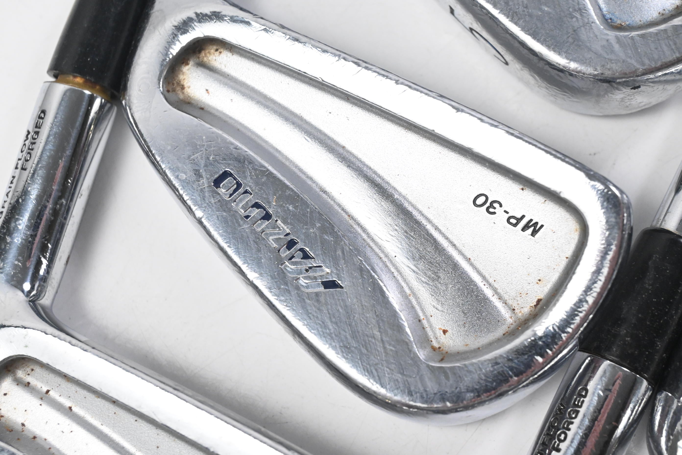 Mizuno MP-30 Irons / 3-PW / Stiff Flex Dynamic Gold Shafts