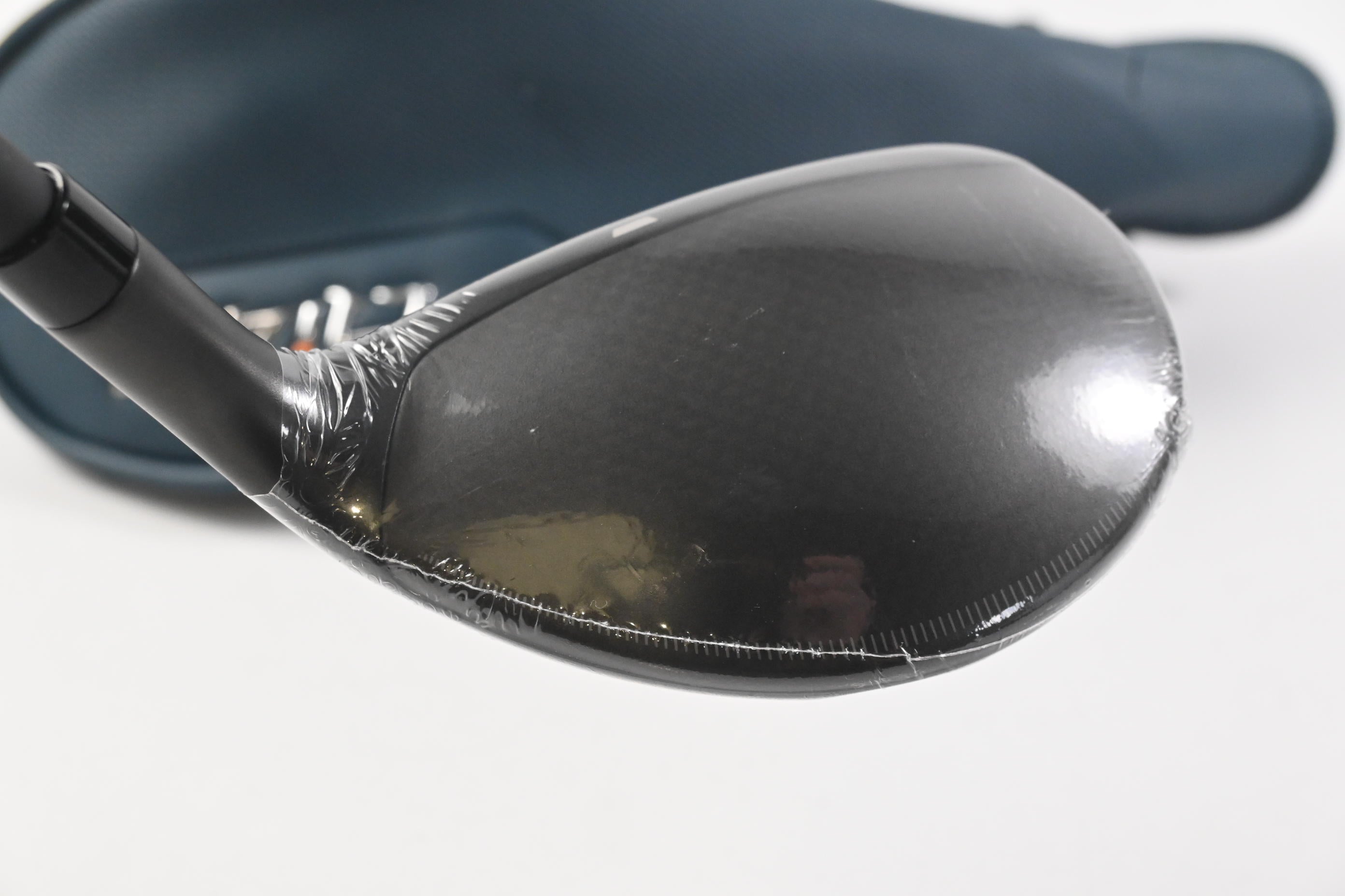 Taylormade Qi4D Max #5 Hybrid / 26 Degree / Regular Flex KBS Reax 50 Shaft