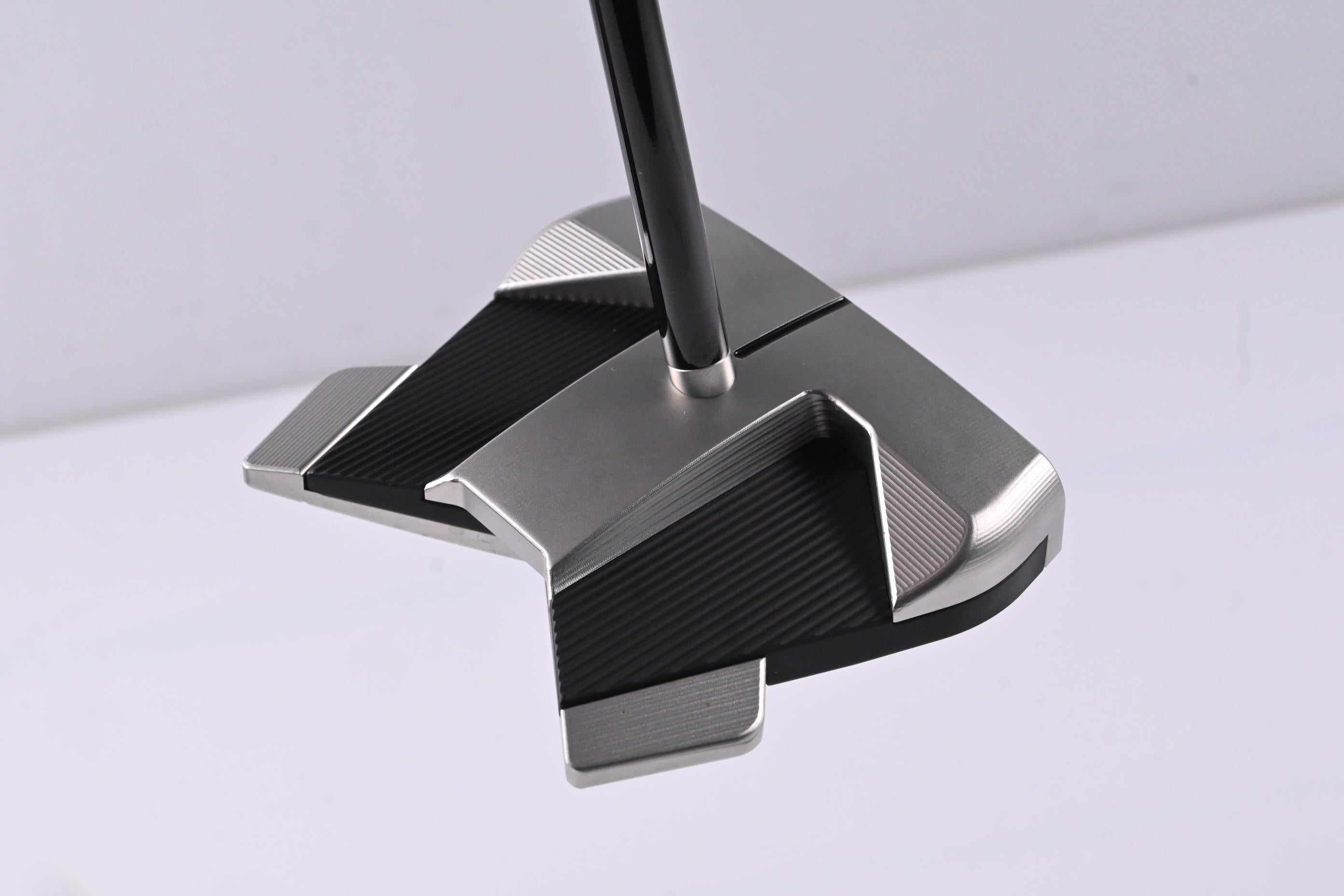Scotty Cameron 2026 Phantom OC 11 R Putter / 34 Inch