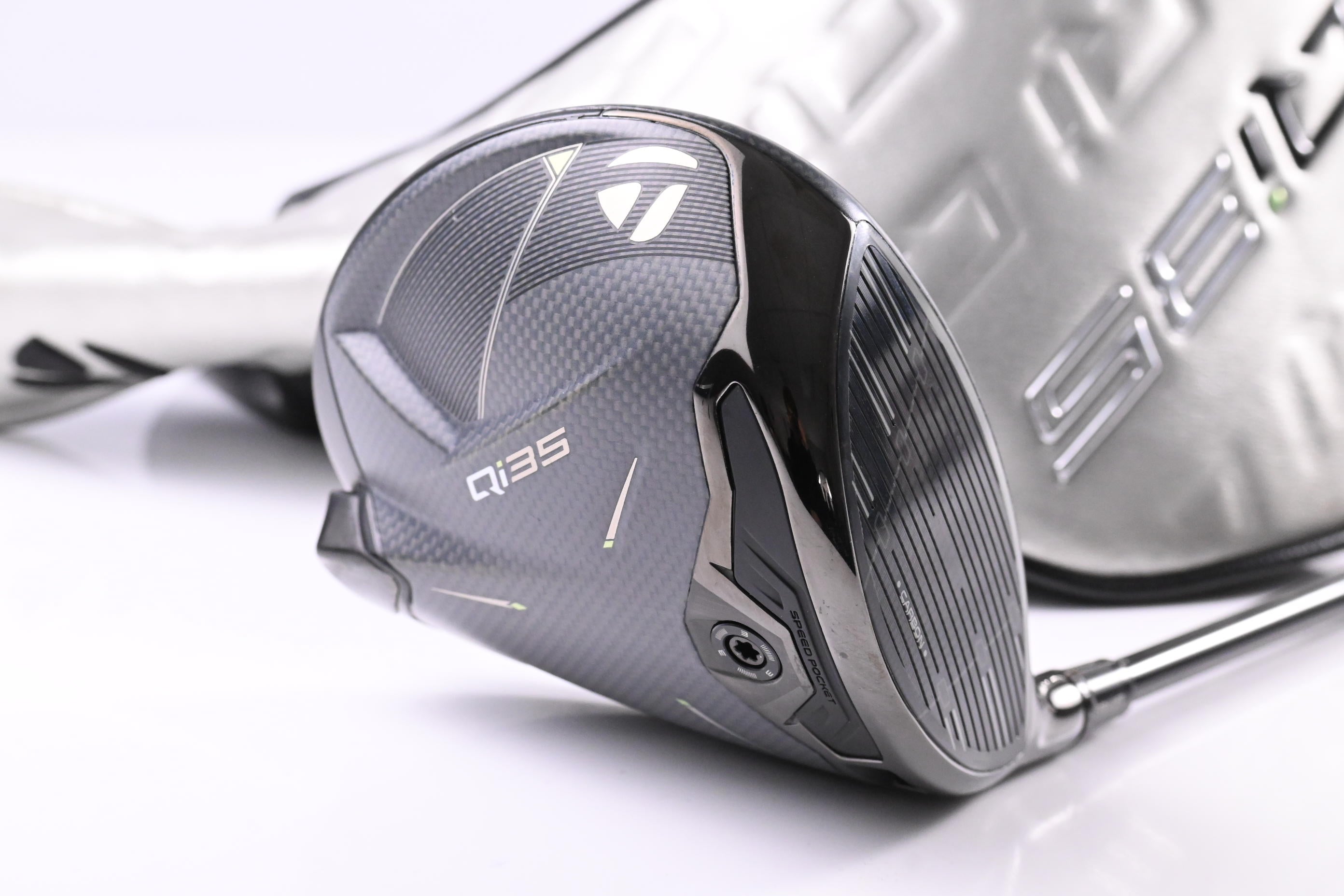 Taylormade Qi35 Driver / 9 Degree / Regular Flex Ventus Red 5 Shaft