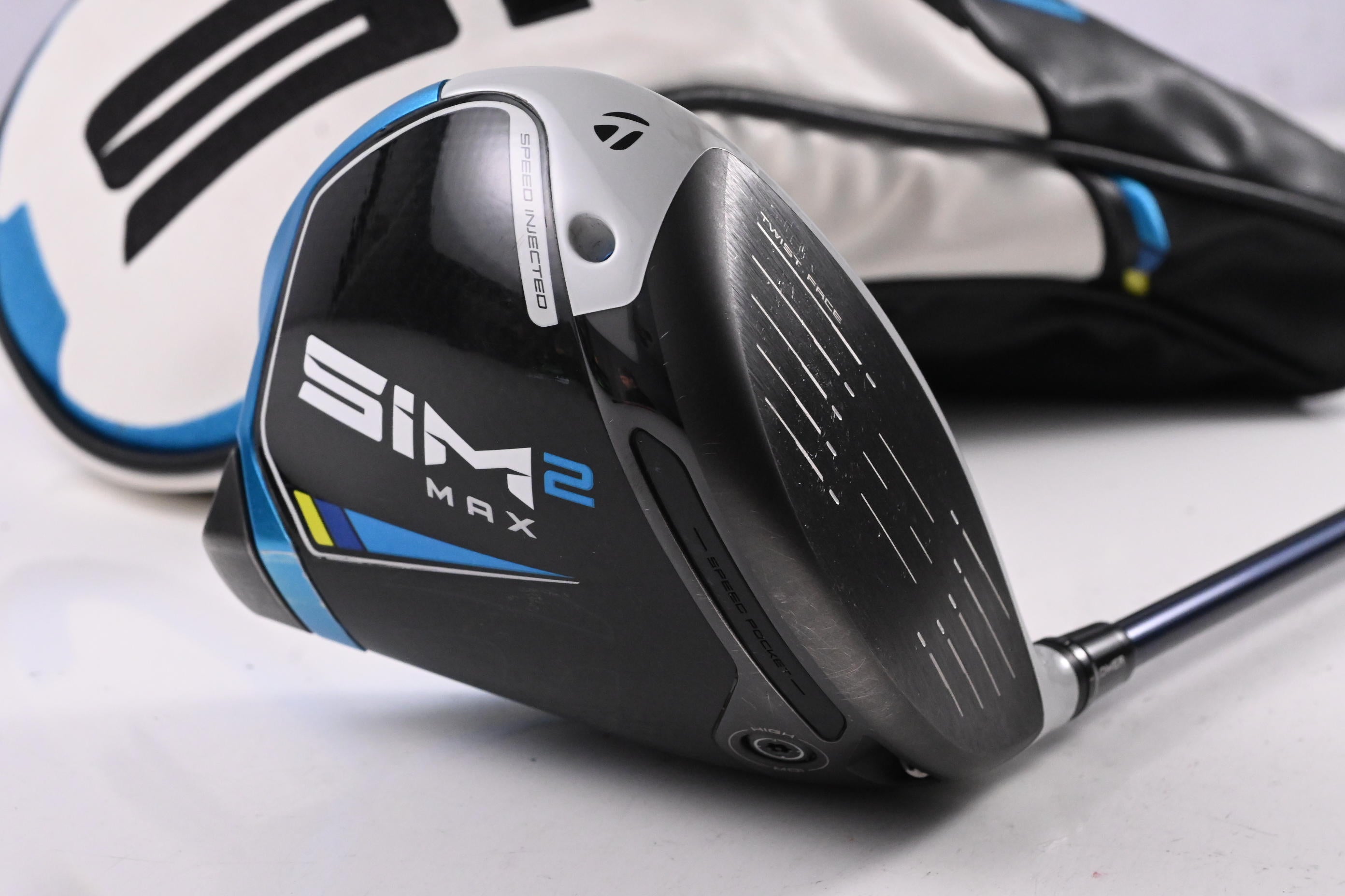 Taylormade SIM2 Max Driver / 10.5 Degree / Stiff Flex Ventus Blue 5 Shaft