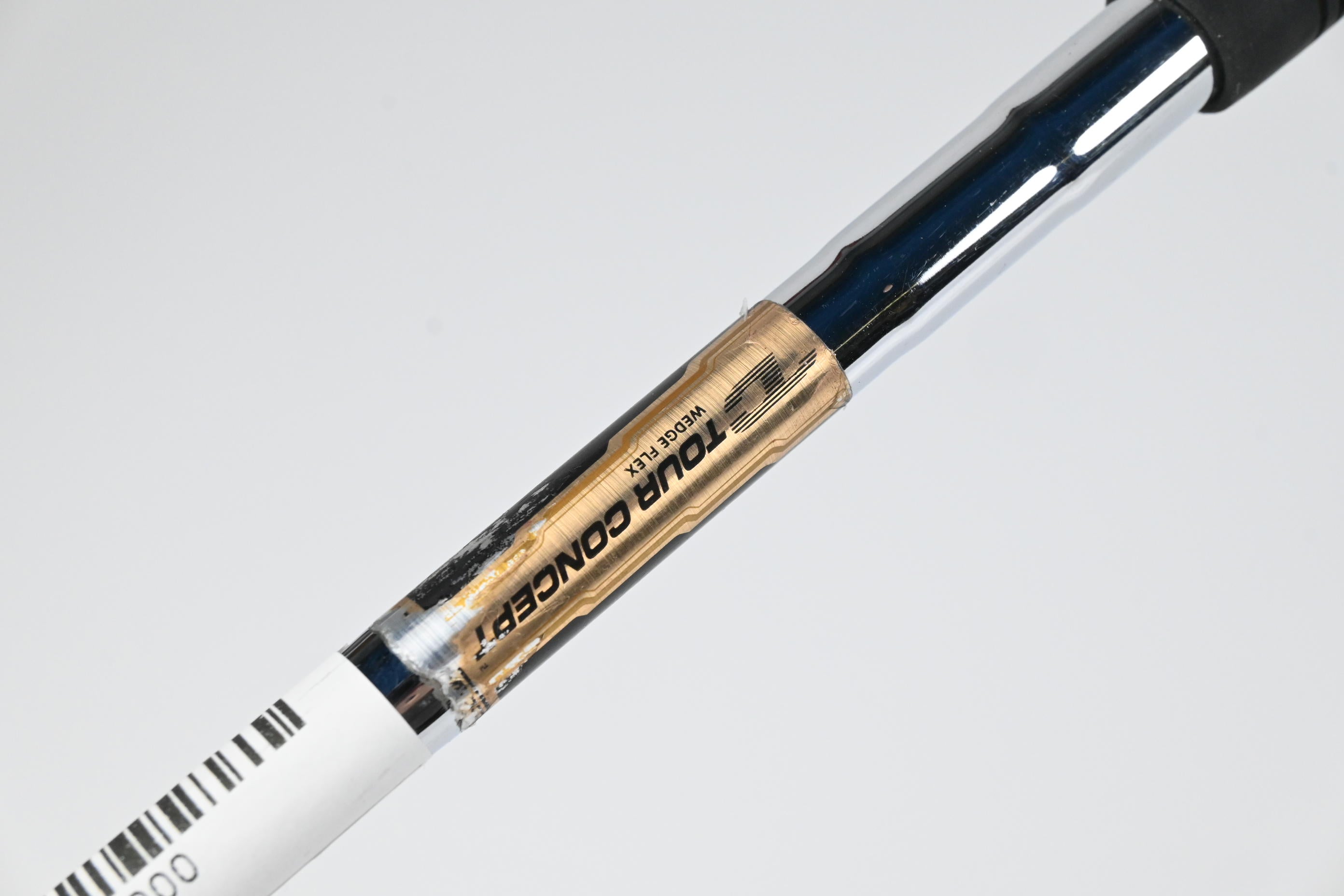 Cleveland Reg 588 RTG Gap Wedge / 52 Degree / Wedge Flex Tour Concept Shaft