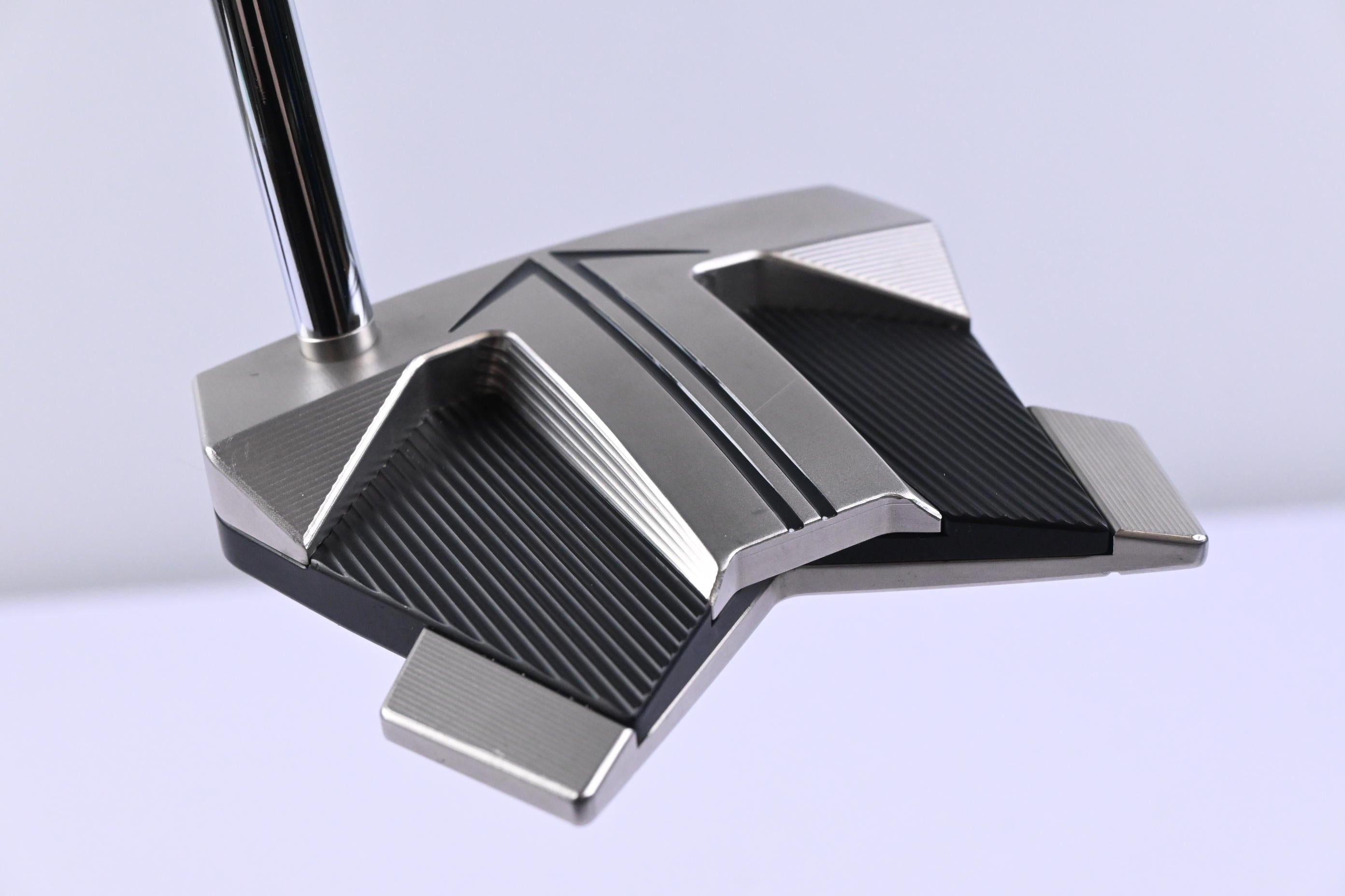 Scotty Cameron 2024 Phantom 11 Putter / 35 Inch