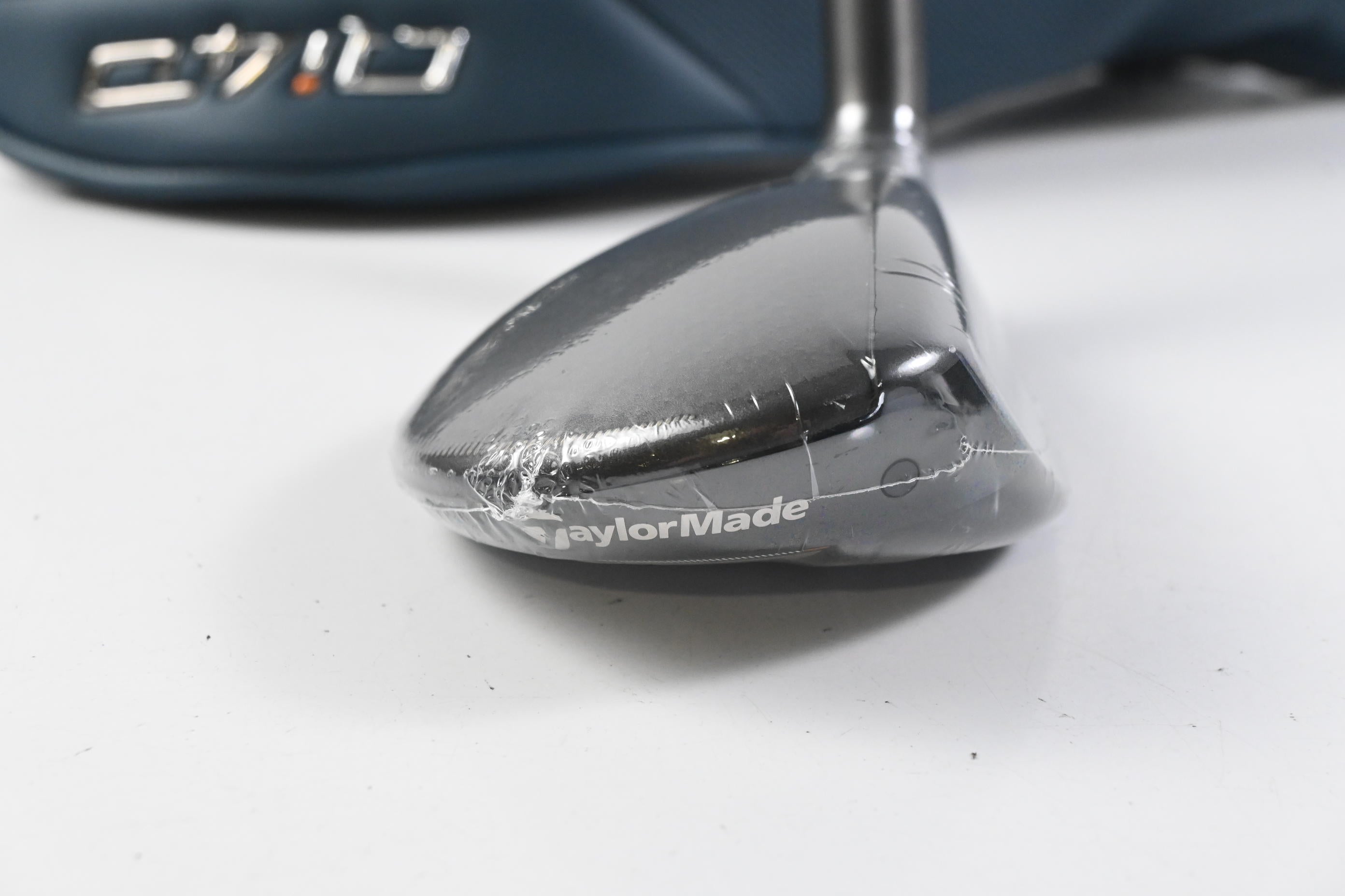 Ladies Taylormade Qi4D Max Lite #5 Hybrid / 26 Degree / Ladies Flex Reax 40
