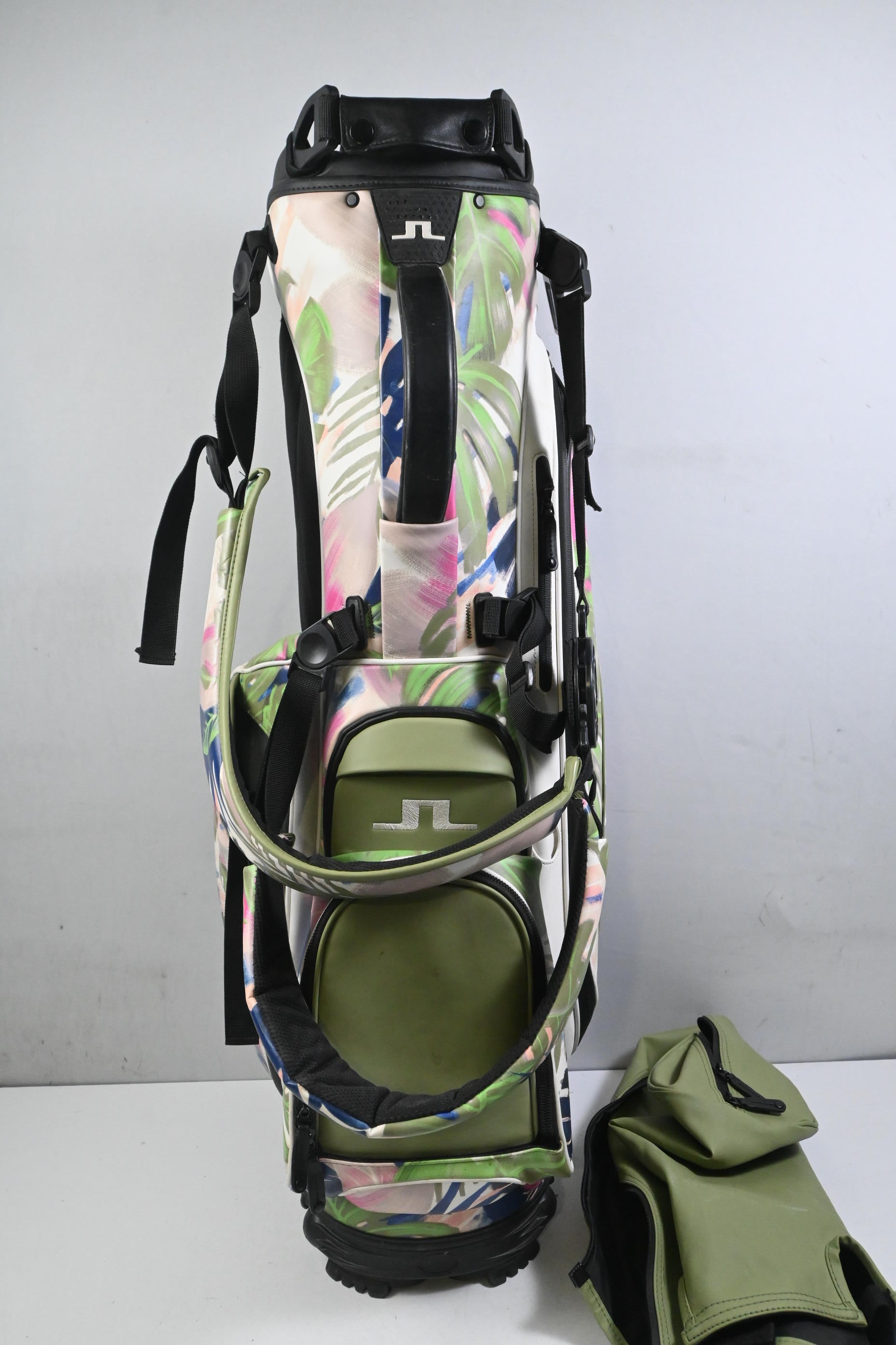 J.Lindeberg Stand Bag / 6-Way Divider / White, Blue & Green