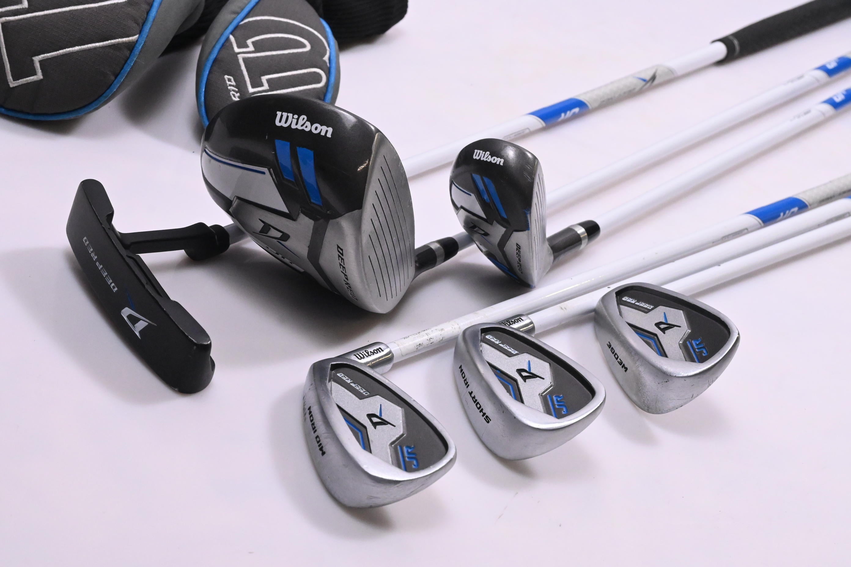 Junior Wilson Deep Red Package Set / Woods, Irons, Putter, Bag