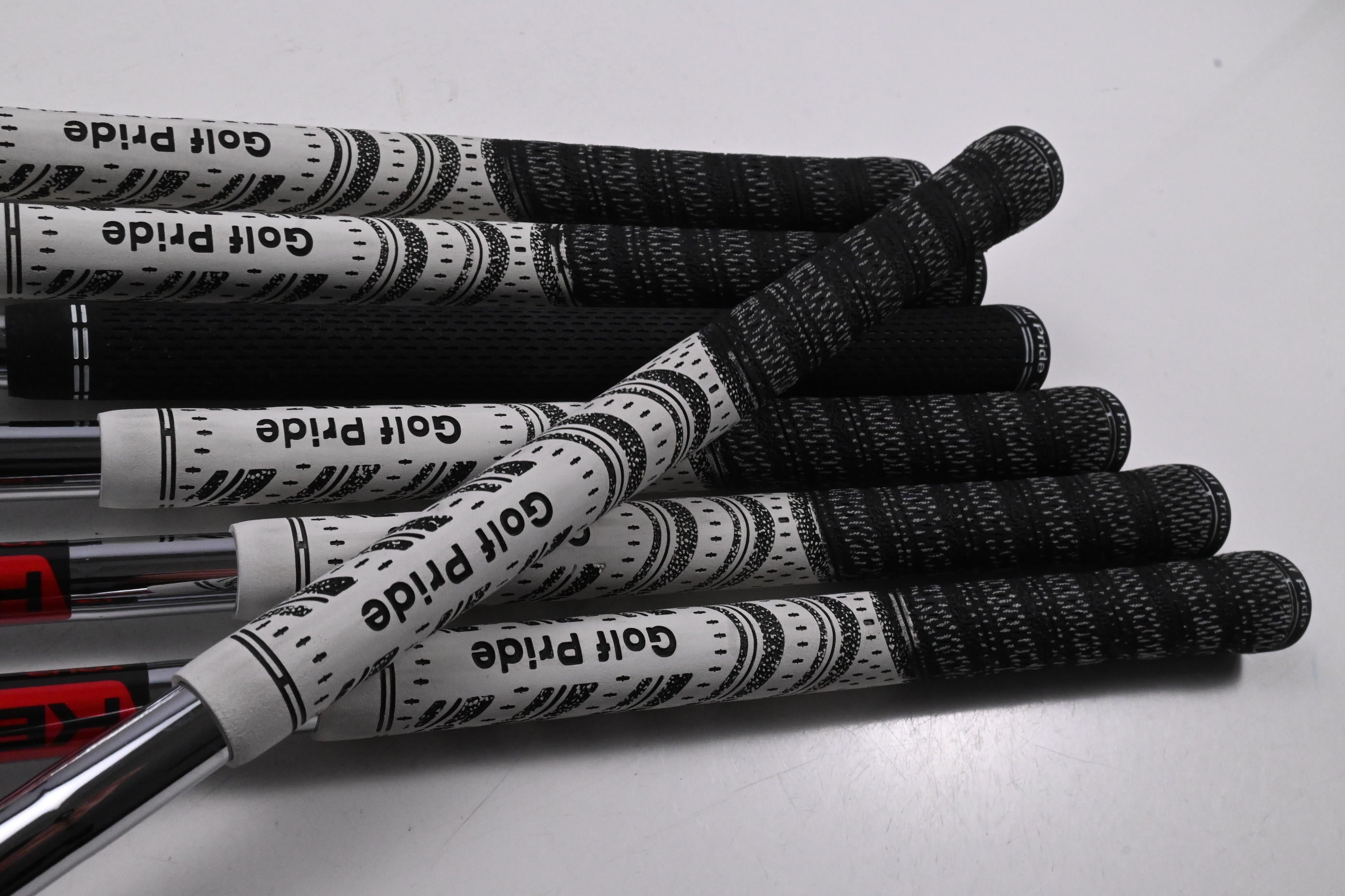 Srixon ZXi7 Irons / 4-PW / Stiff Flex KBS Tour Shafts