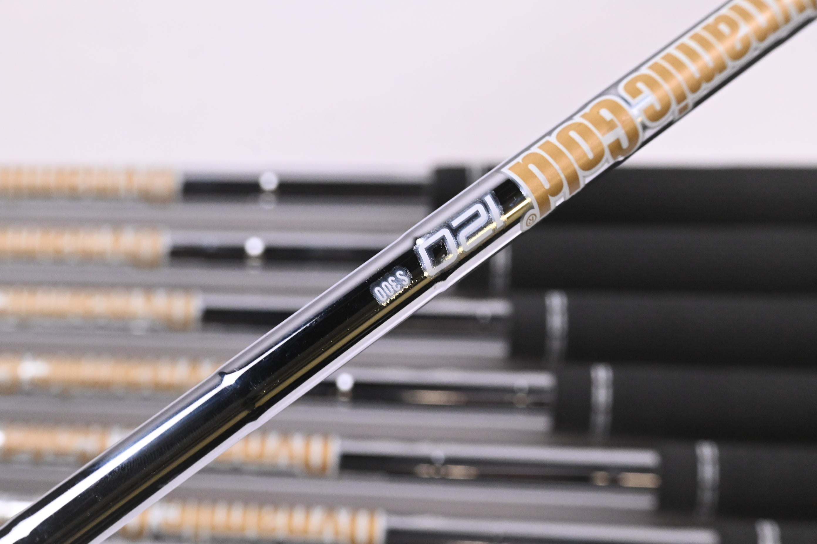 Ping Blueprint T Irons / 4-PW / Black Dot / Stiff Flex Dynamic Gold 120 S300 Shafts