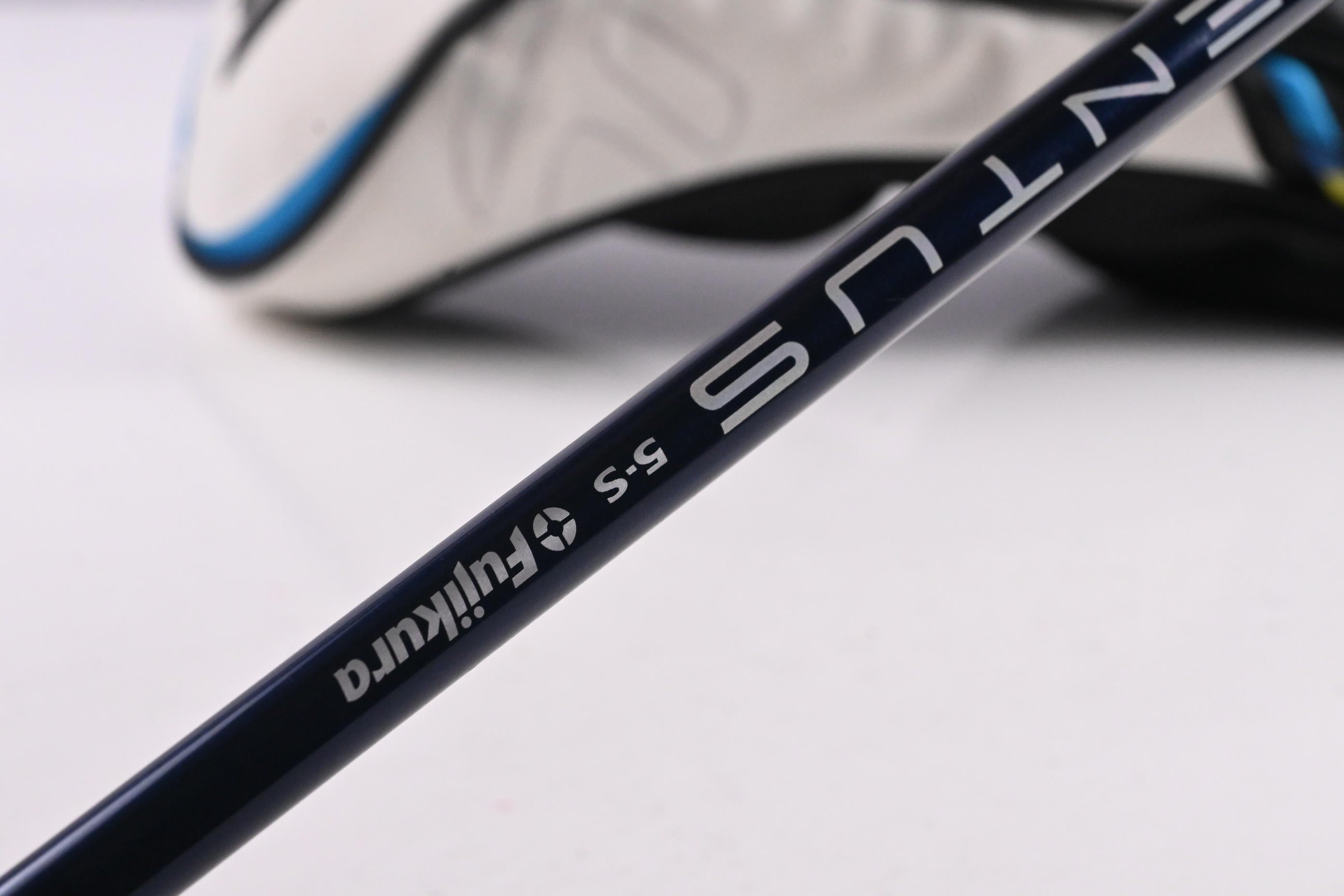 Taylormade SIM2 Max Driver / 10.5 Degree / Stiff Flex Ventus Blue 5 Shaft