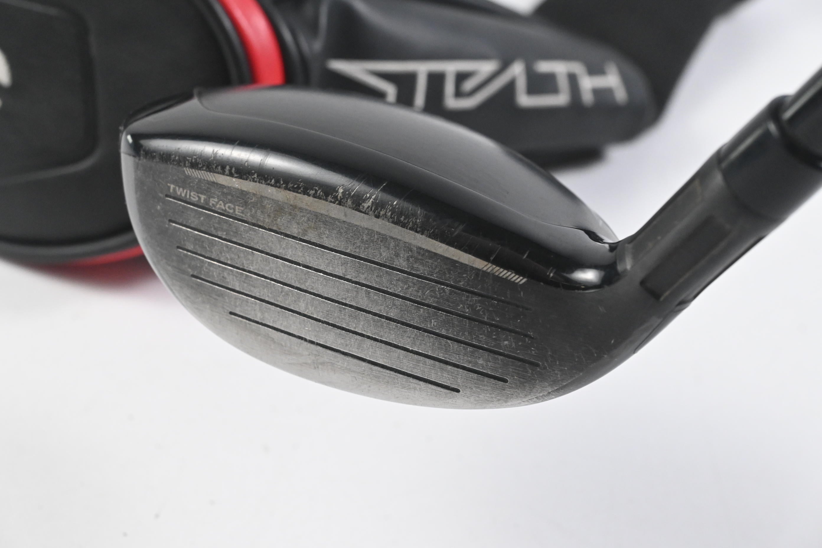 Taylormade Stealth #3 Hybrid / 19 Degree / Stiff Flex Hzrdus Smoke Red RDX 80