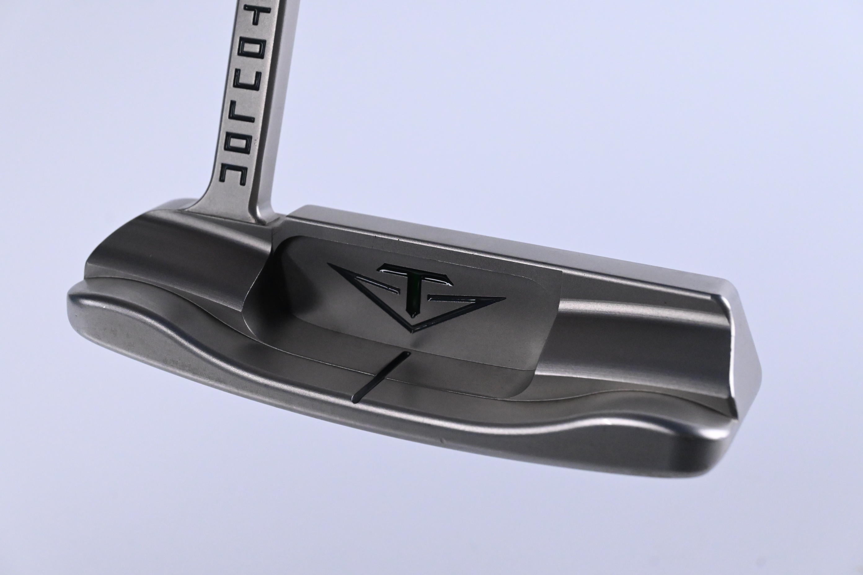 Odyssey Toulon Madison Putter / 34 Inch