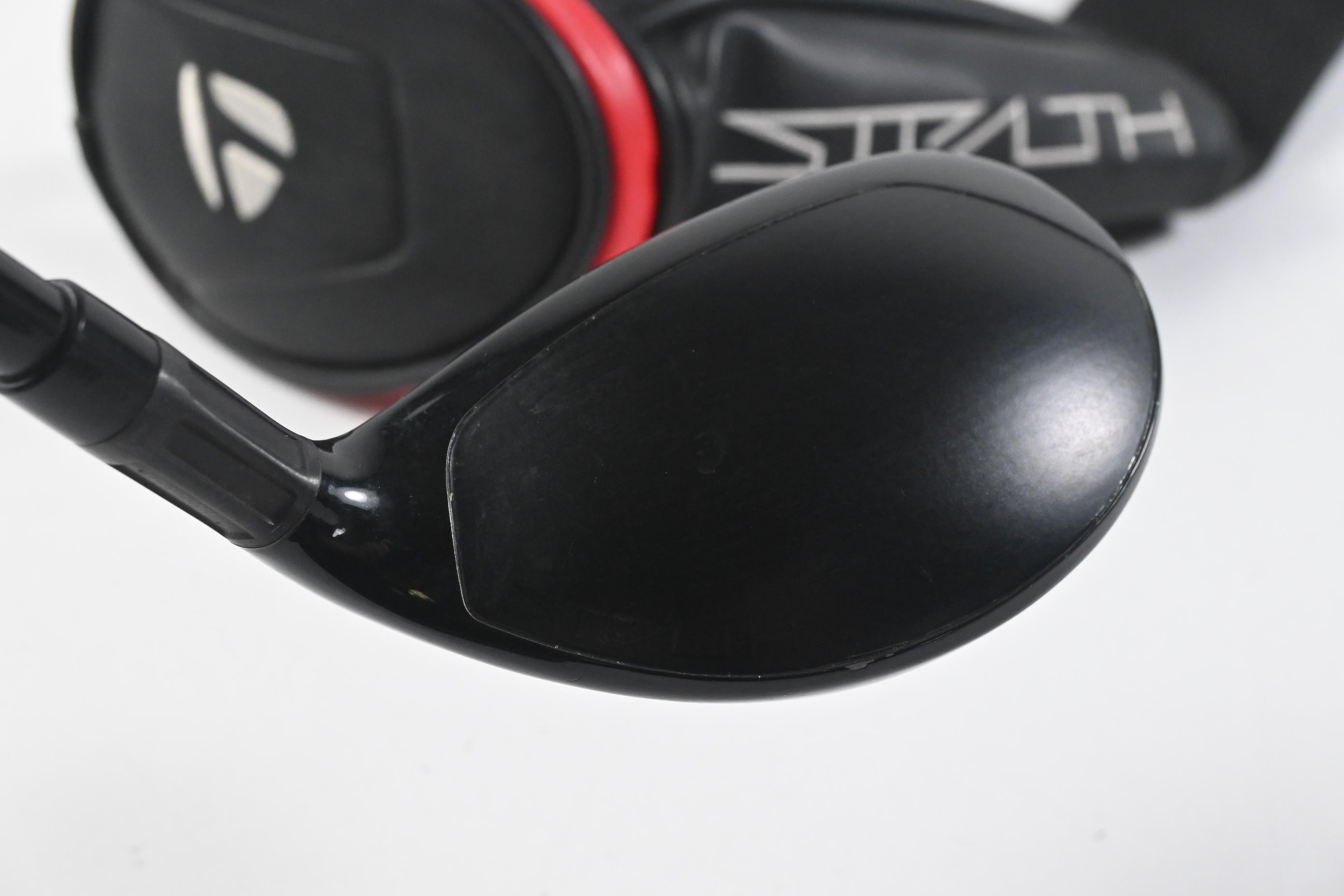 Taylormade Stealth #3 Hybrid / 19 Degree / Stiff Flex Hzrdus Smoke Red RDX 80