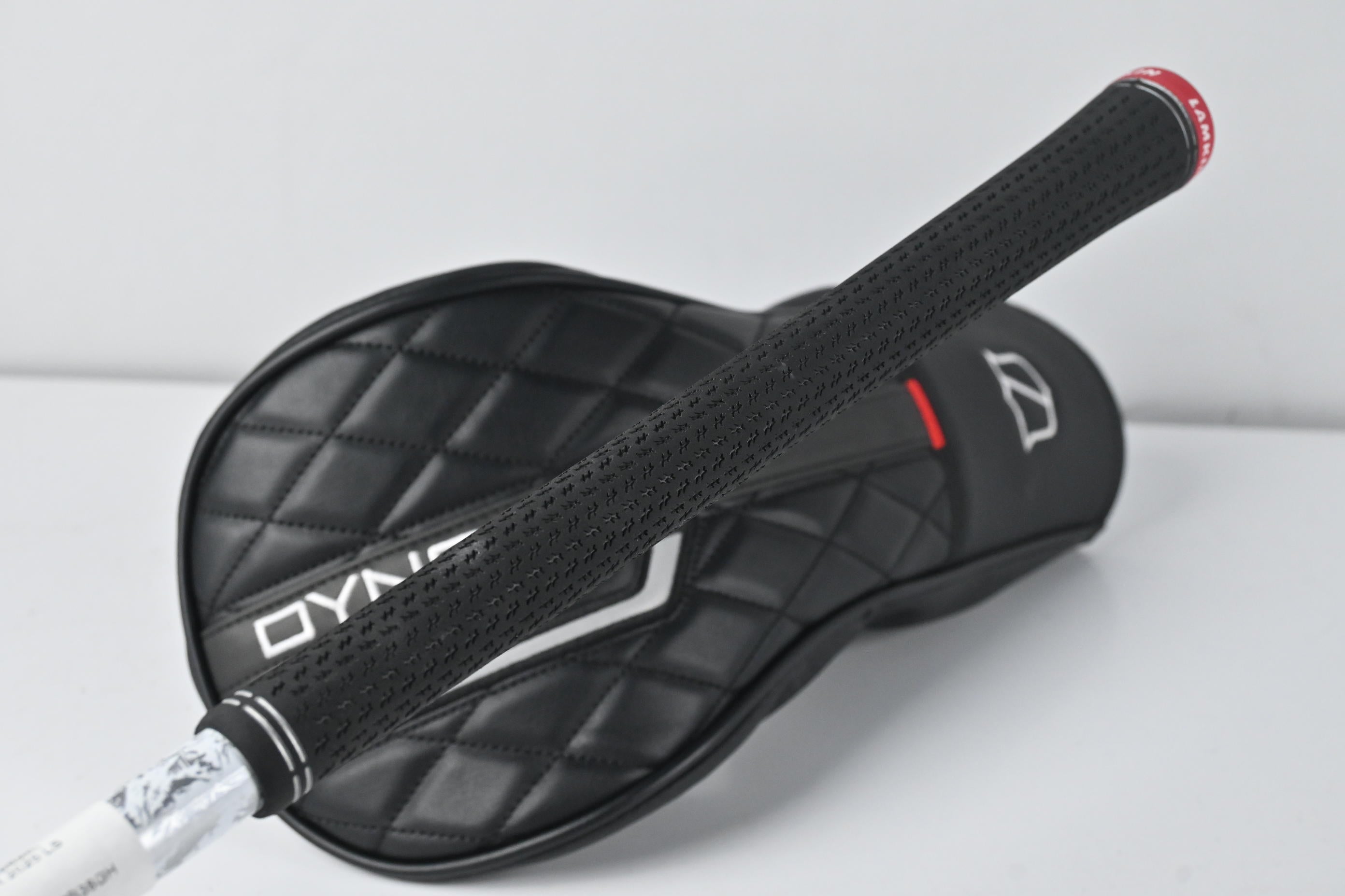 Wilson DYNAPWR 2025 LS Driver / 9 Degree / Stiff Flex Denali Black 60 Shaft