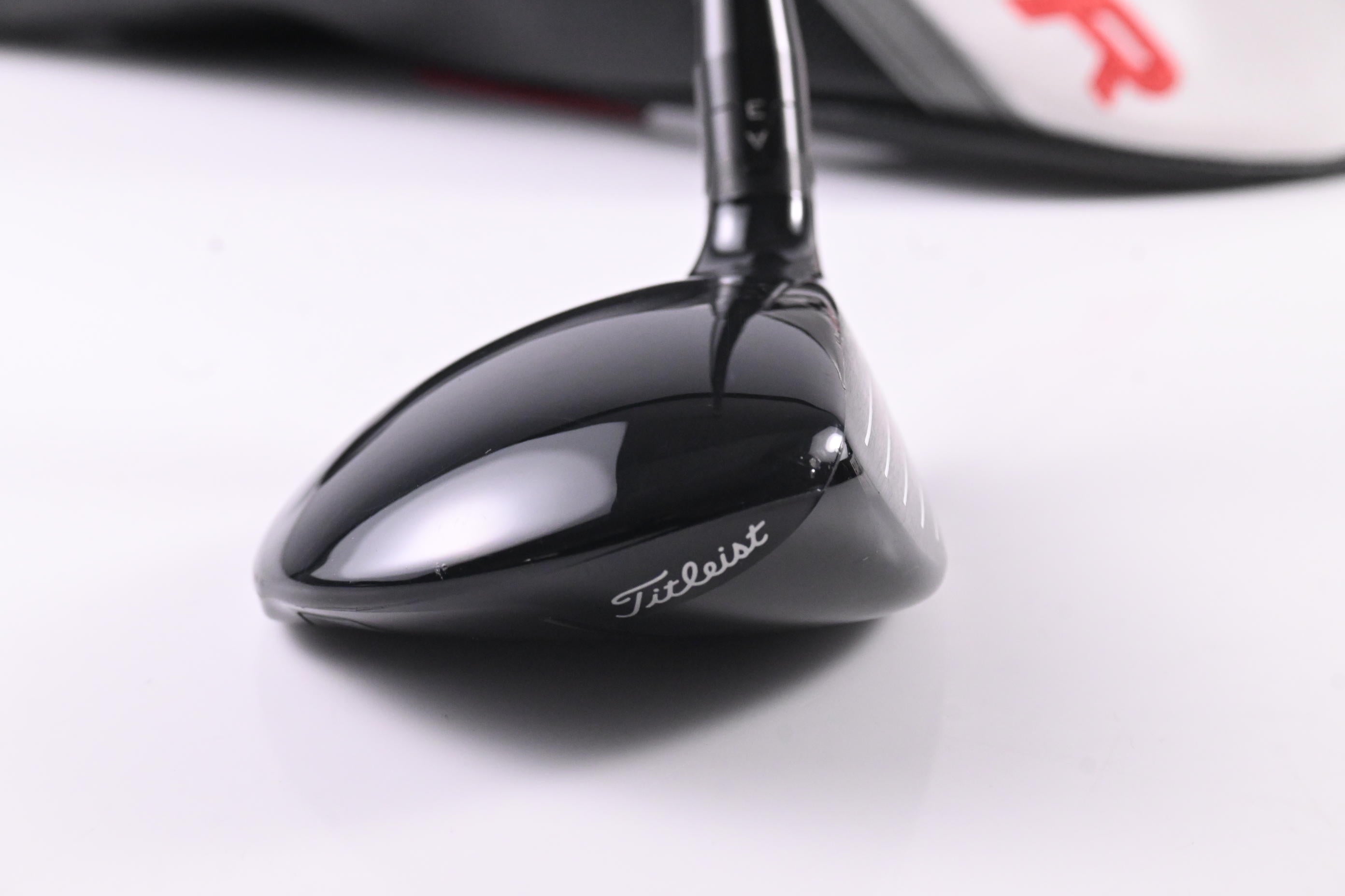 Titleist TSR2 #7 Wood / 21 Degree / Stiff Flex Graphite Design Tour AD DI-7